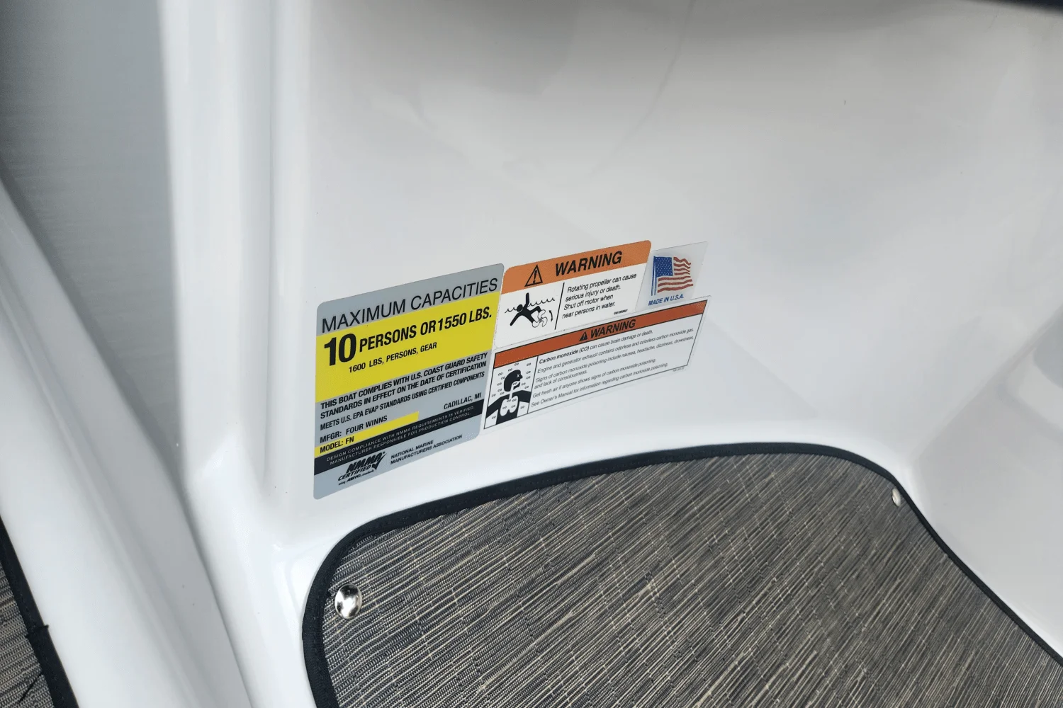 2022 Four Winns HD2 Image Thumbnail #20