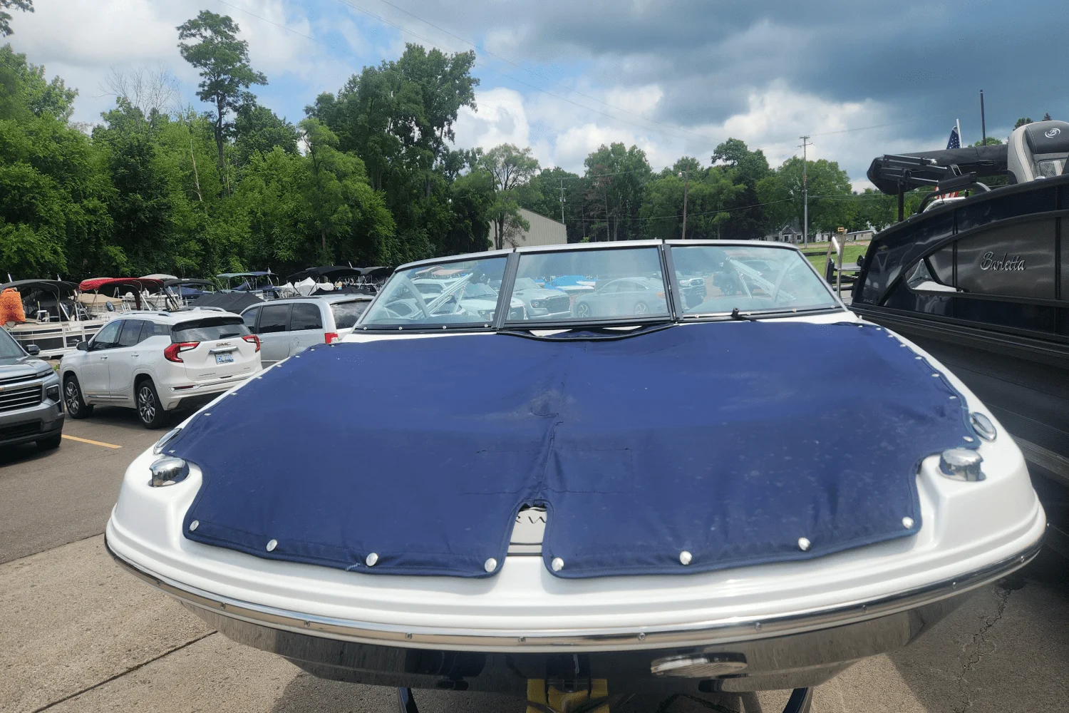 2022 Four Winns HD2 Image Thumbnail #3