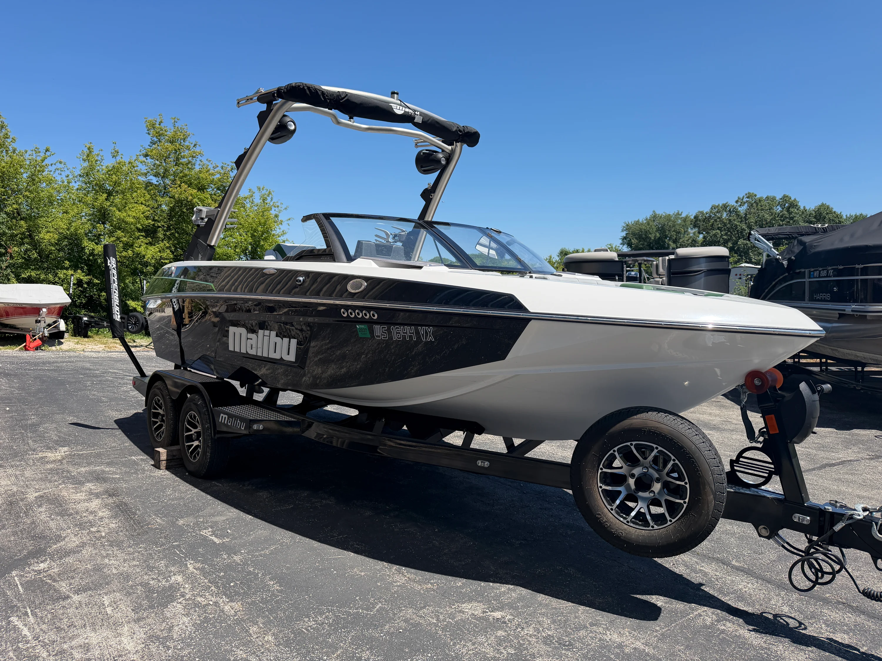 2023 Malibu 20 VTX Image Thumbnail #5