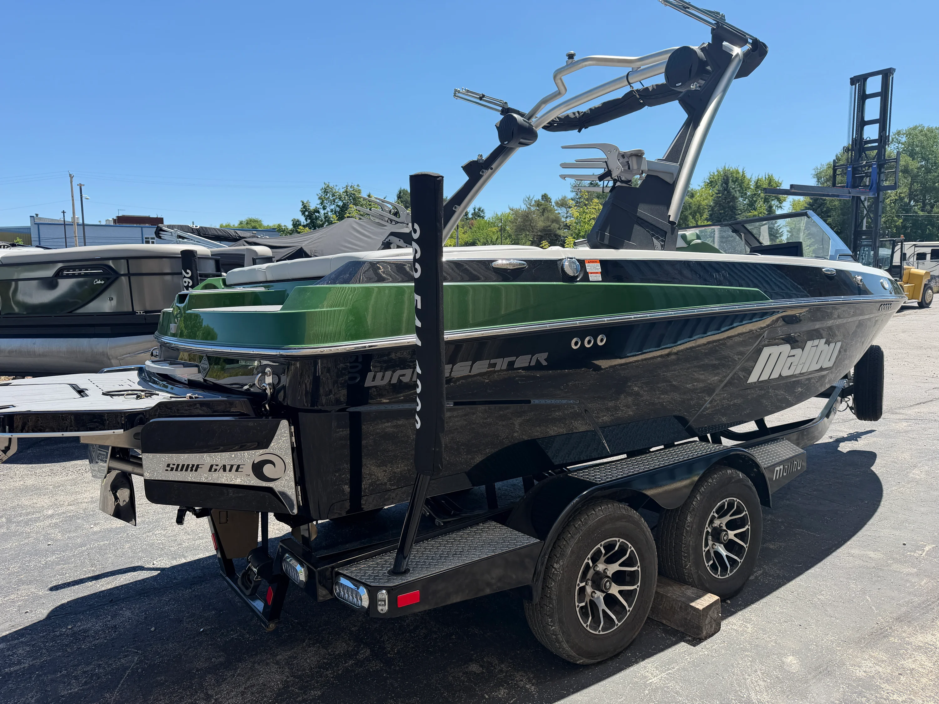 2023 Malibu 20 VTX Image Thumbnail #7