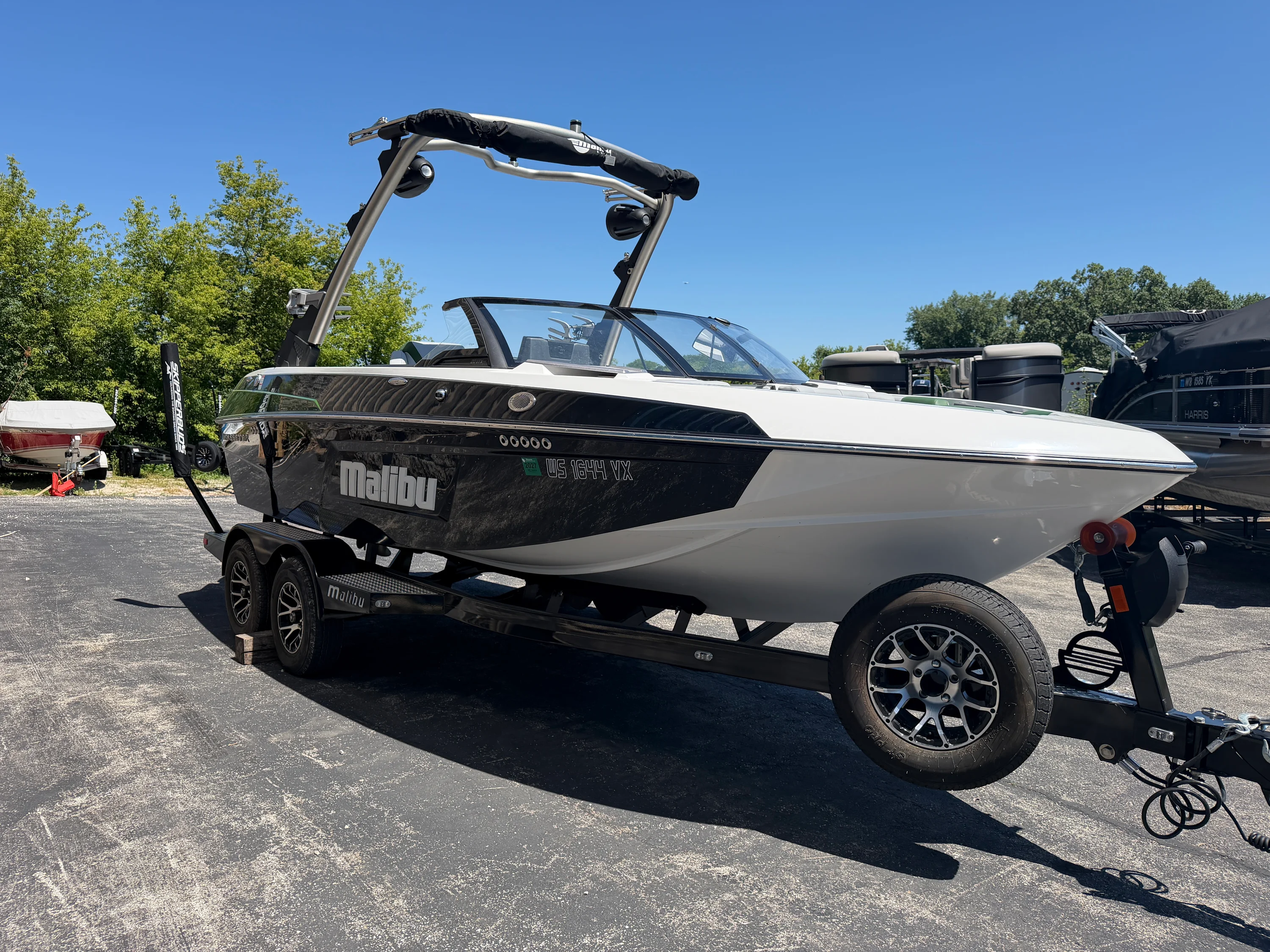 2023 Malibu 20 VTX Image Thumbnail #4