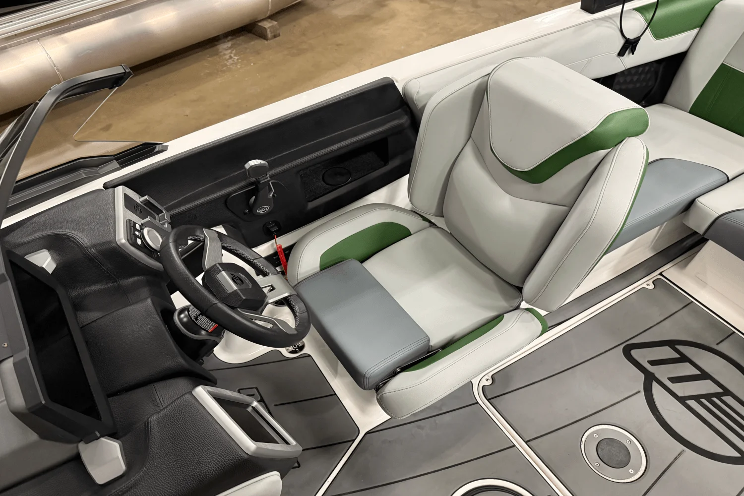 2023 Malibu WAKESETTER Image Thumbnail #8