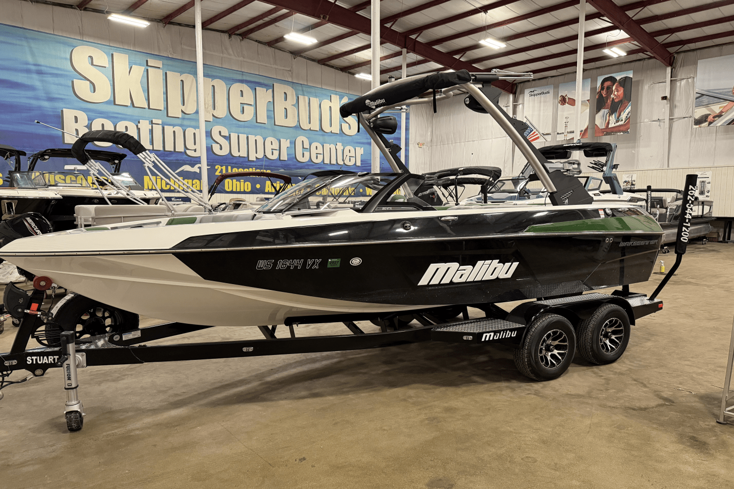 2023 Malibu WAKESETTER Image Thumbnail #0
