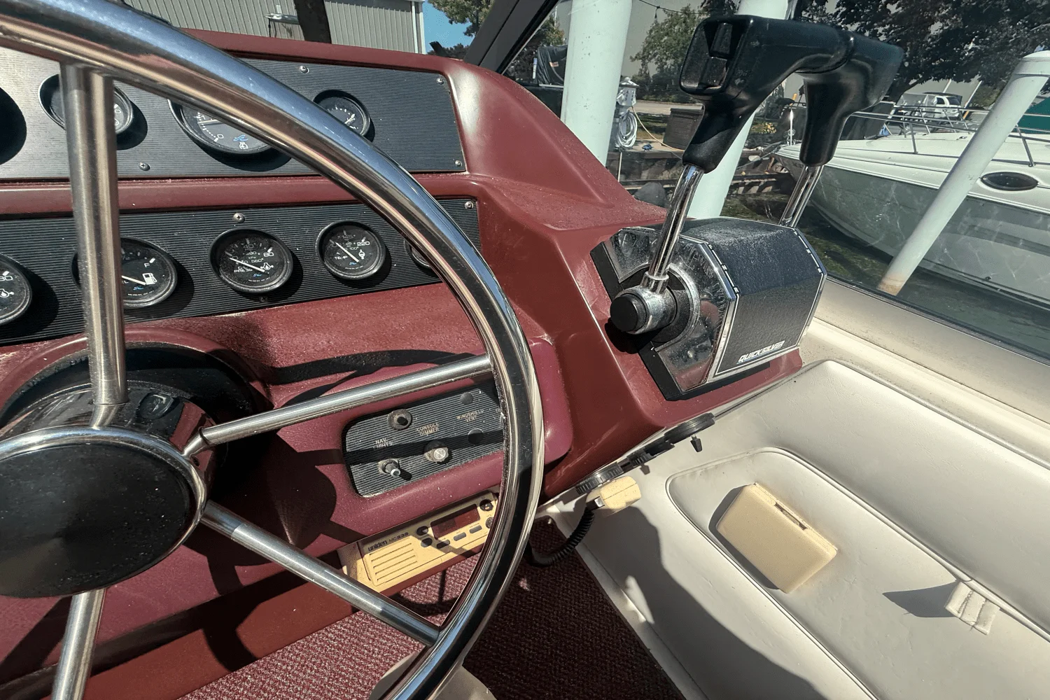 1990 Sea Ray 280 SUNDANCER Image Thumbnail #2