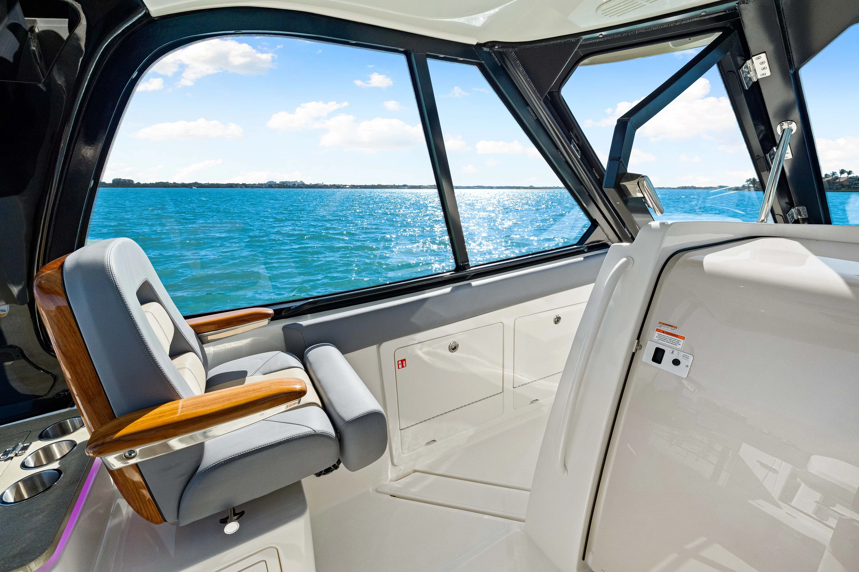 2026 Boston Whaler 380 Realm Image Thumbnail #72