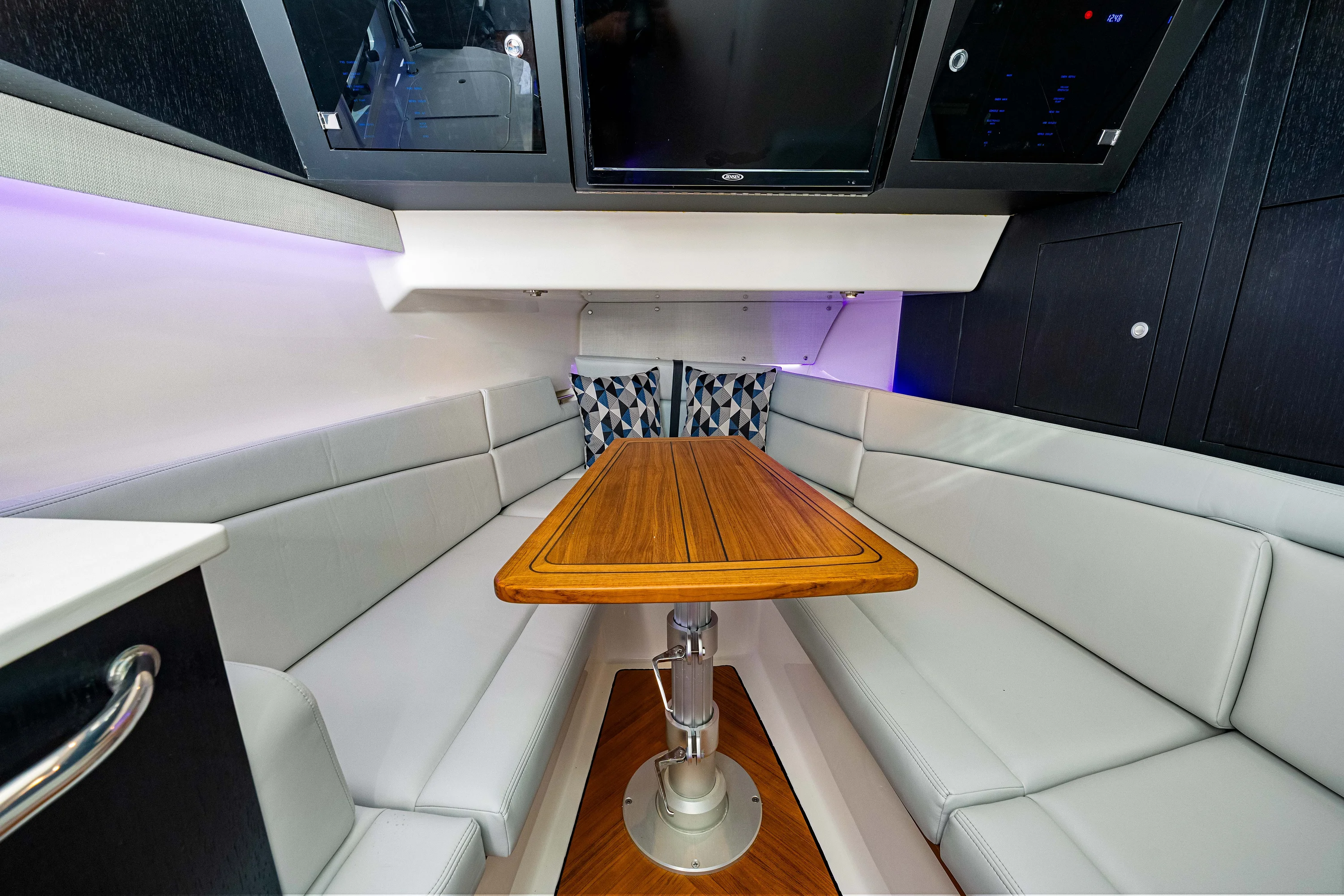 2026 Boston Whaler 380 Realm Image Thumbnail #65