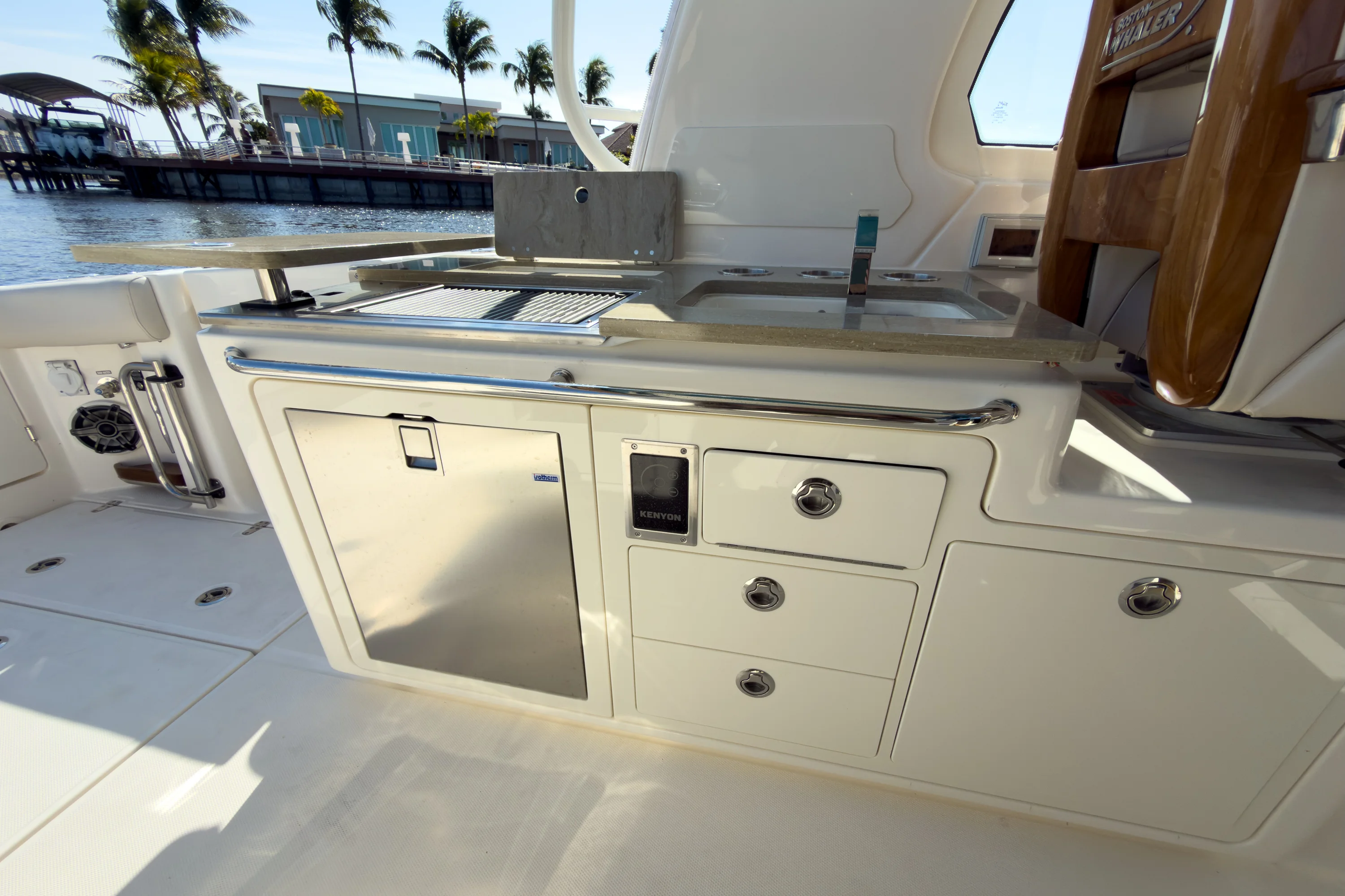 2026 Boston Whaler 380 Realm Image Thumbnail #9