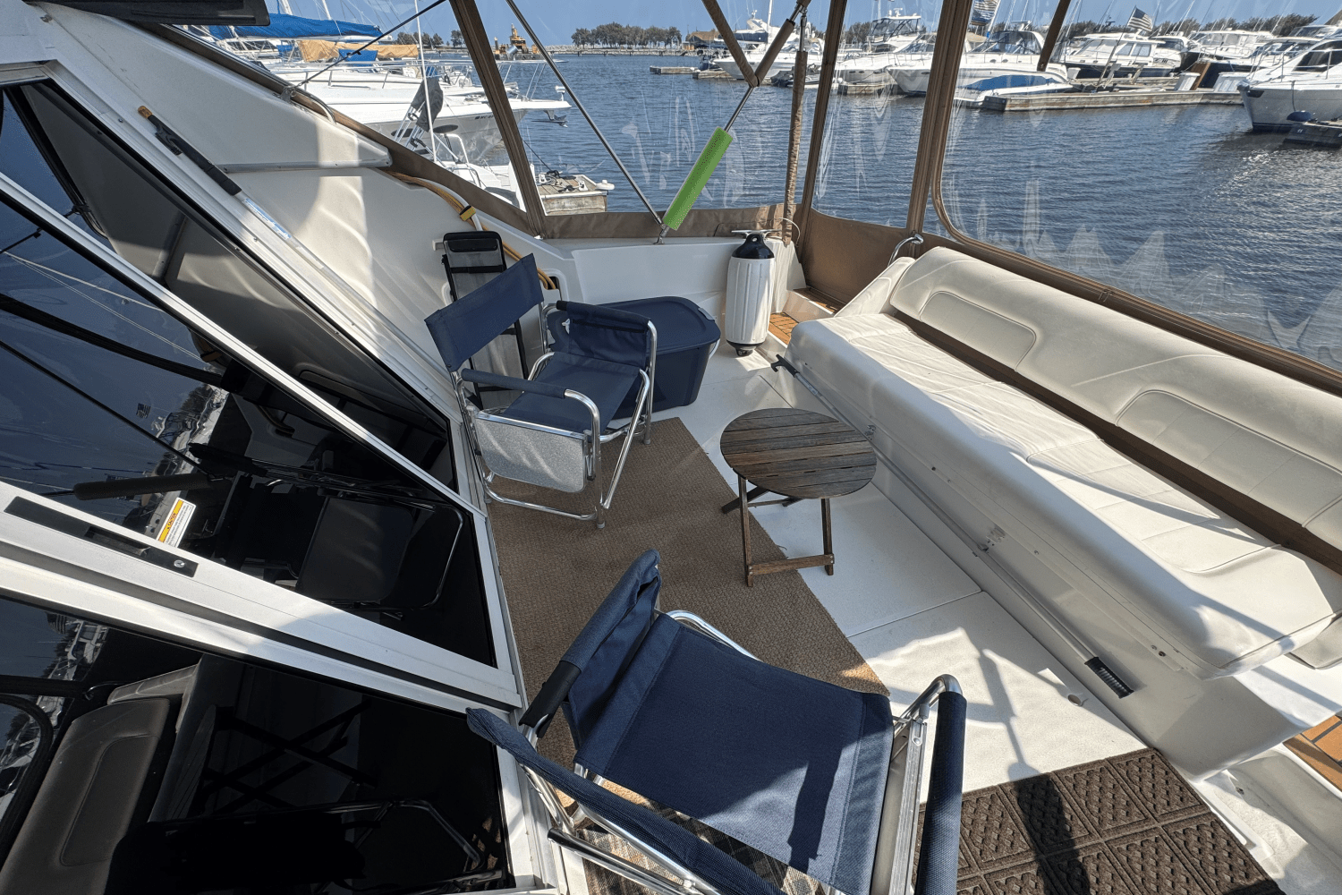 1999 Carver Yachts 380 SANTEGO Image Thumbnail #4