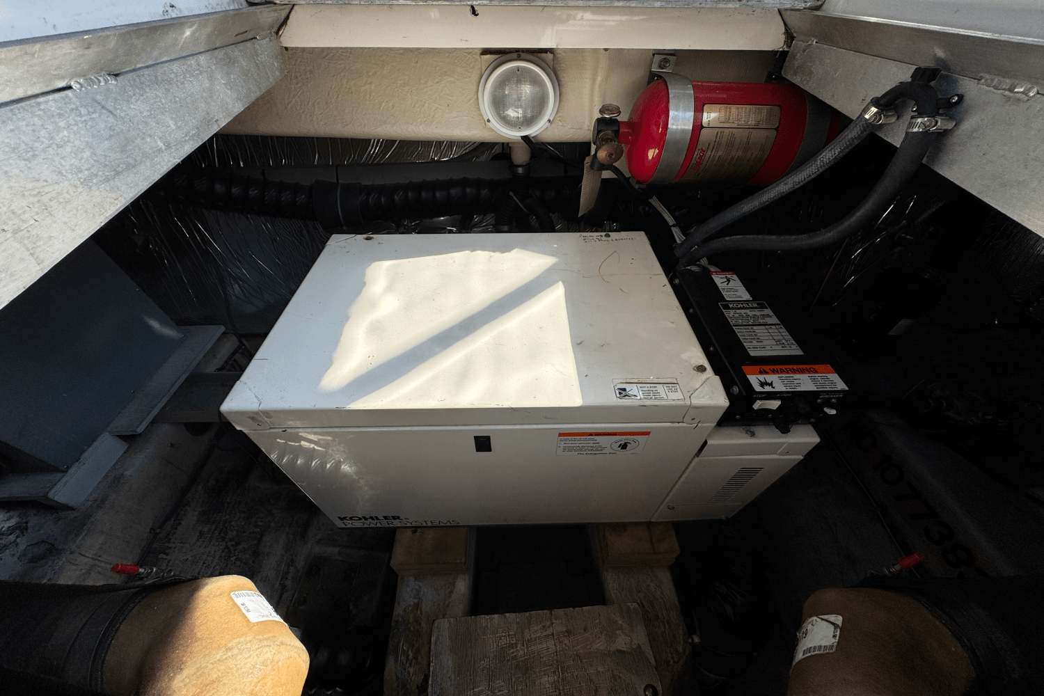 1999 Carver Yachts 380 SANTEGO Image Thumbnail #34