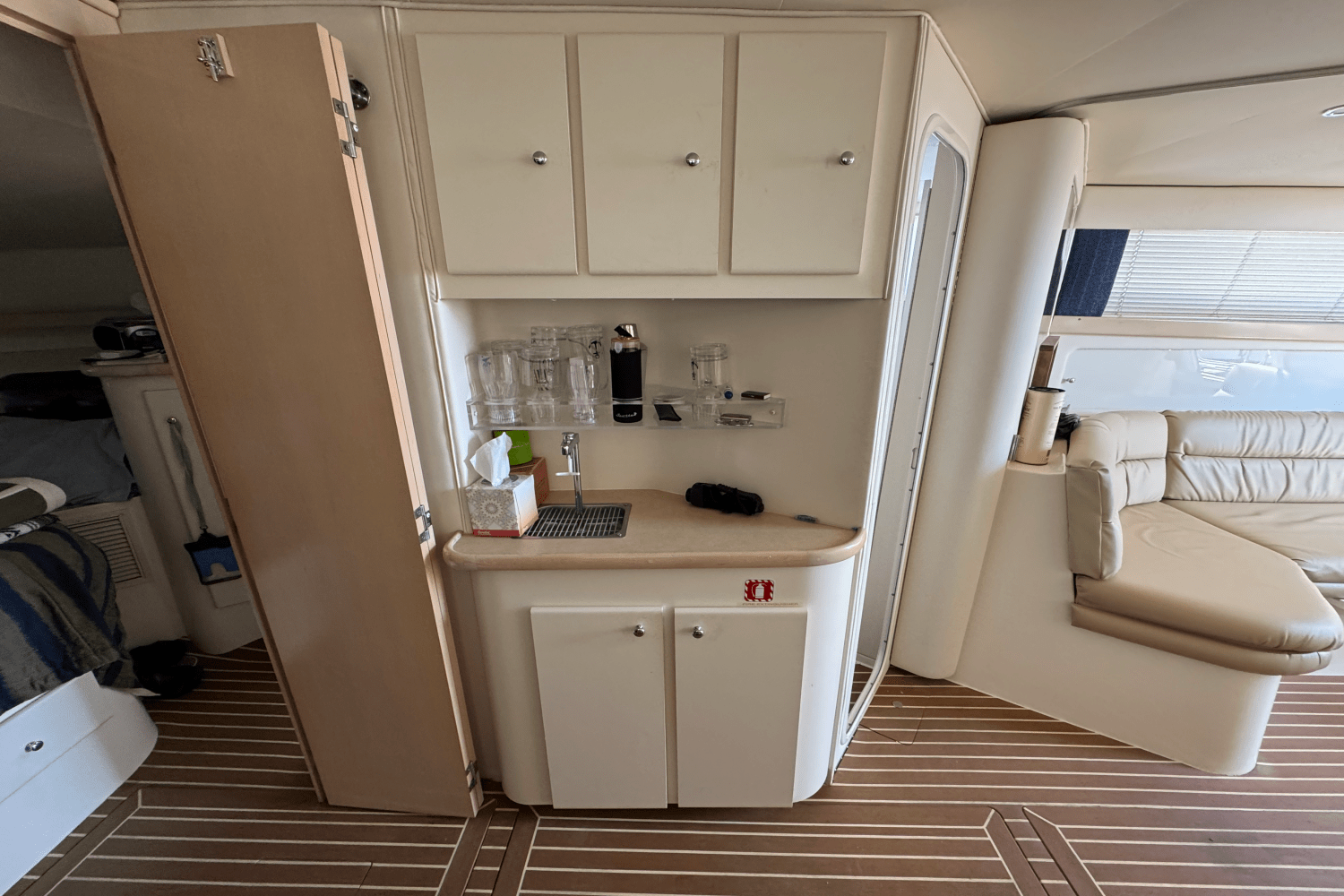 1999 Carver Yachts 380 SANTEGO Image Thumbnail #25