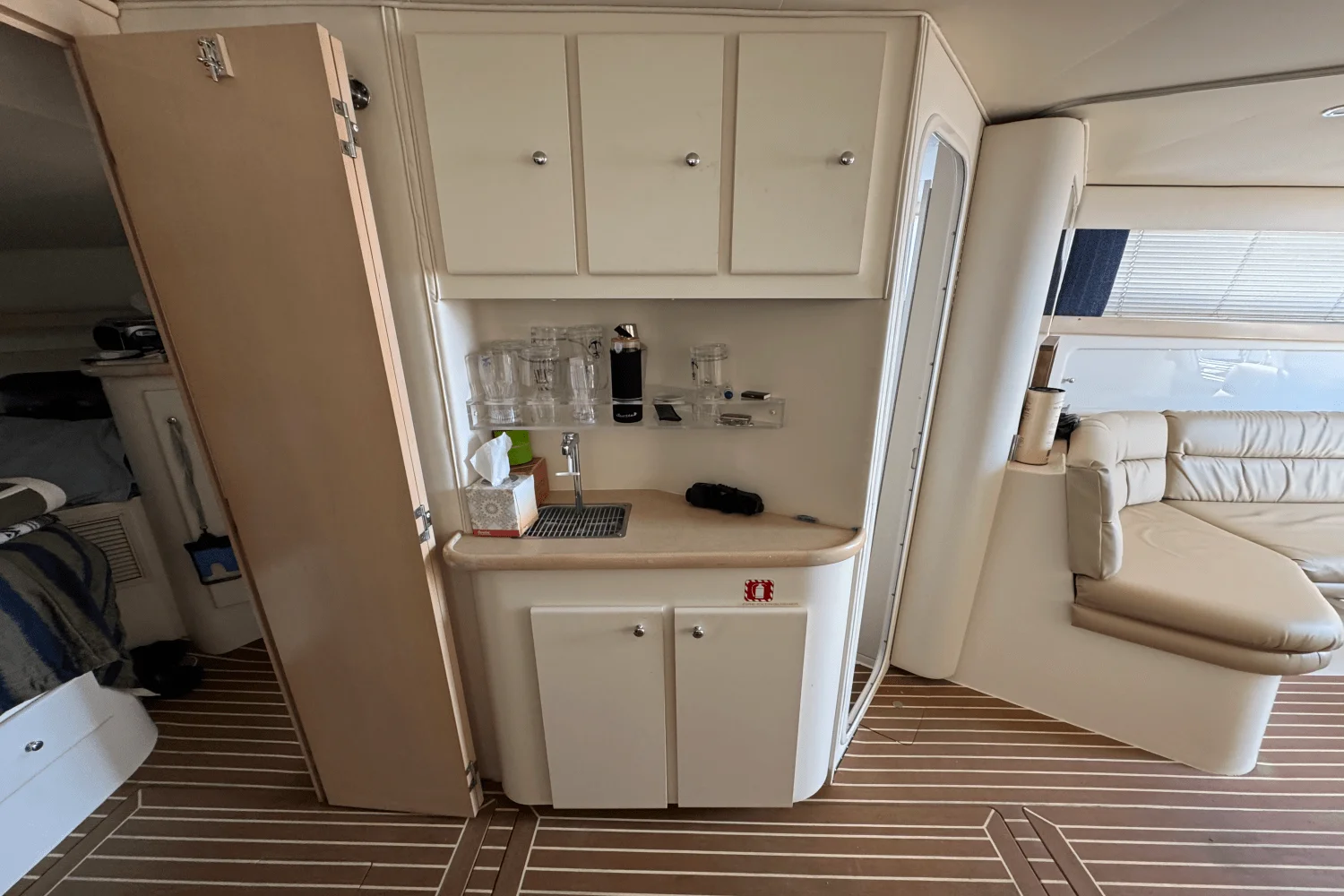 1999 Carver Yachts 380 SANTEGO Image Thumbnail #25