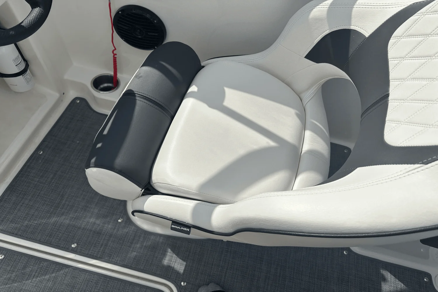 2023 Bayliner VR4 OB Image Thumbnail #11