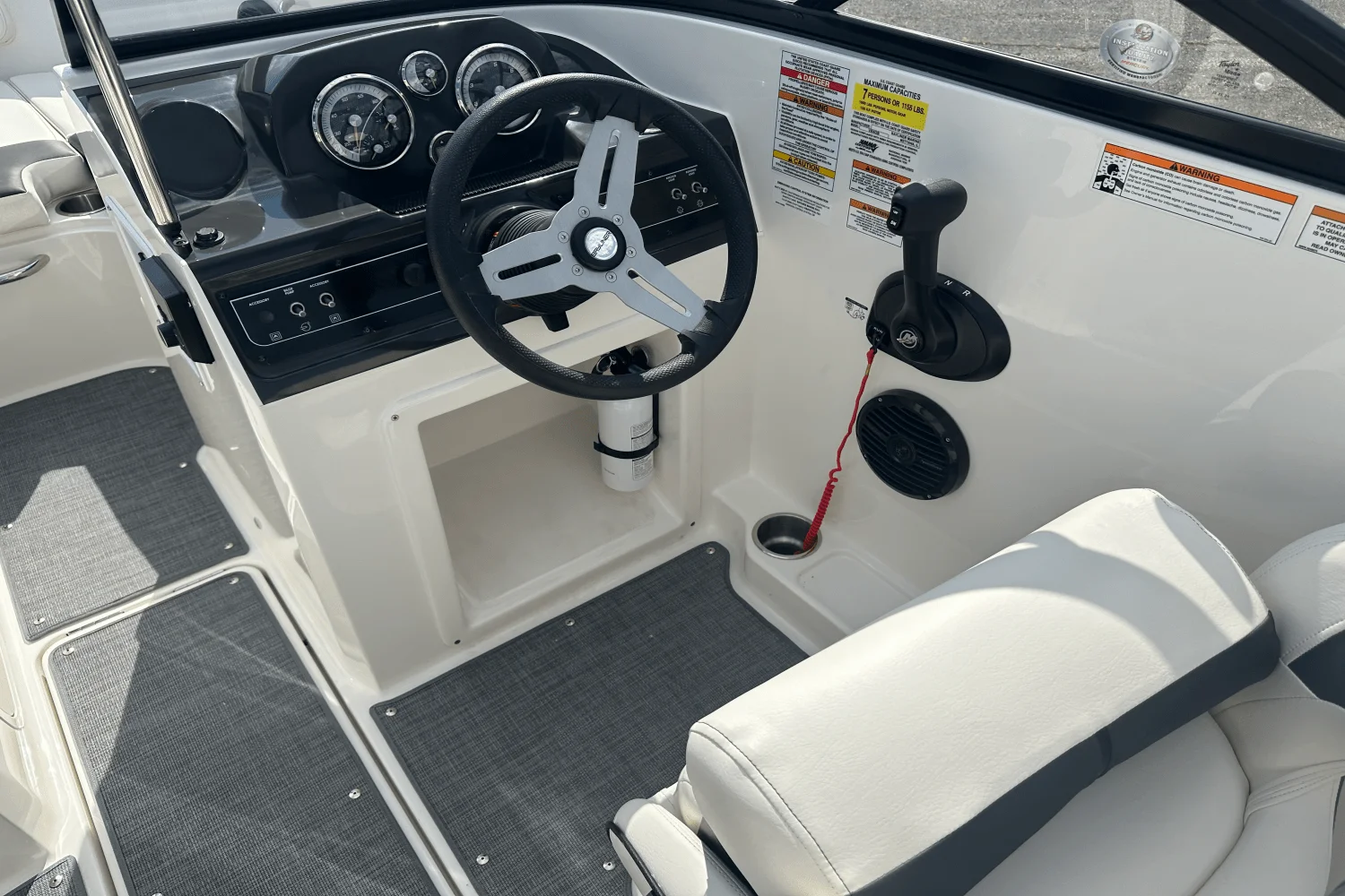 2023 Bayliner VR4 OB Image Thumbnail #15