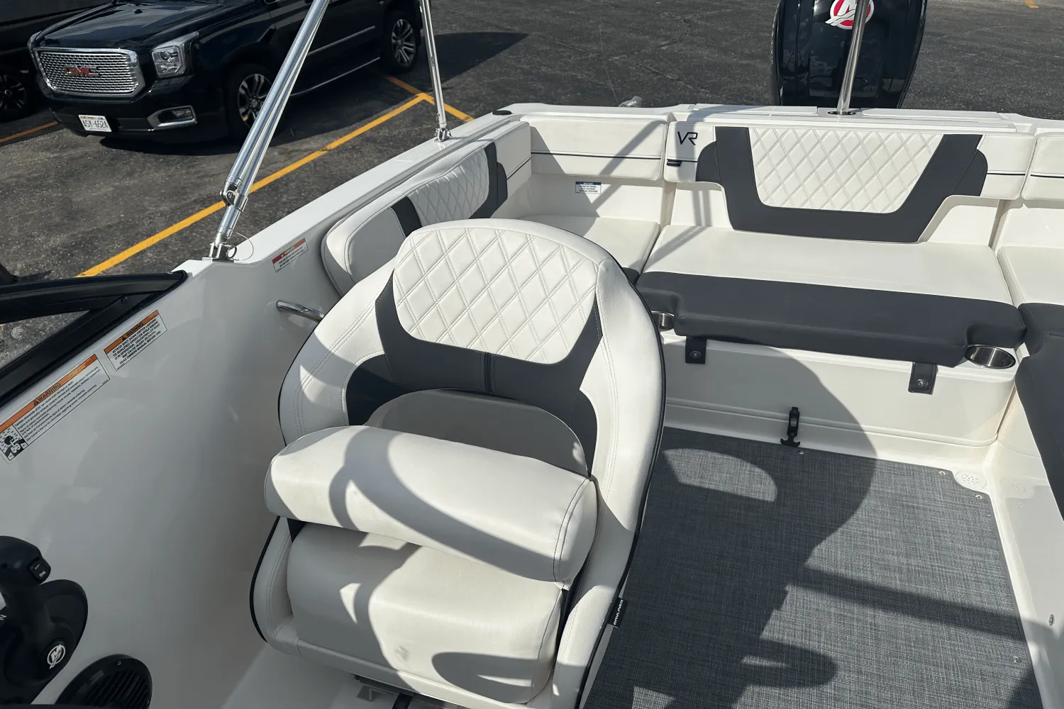 2023 Bayliner VR4 OB Image Thumbnail #13
