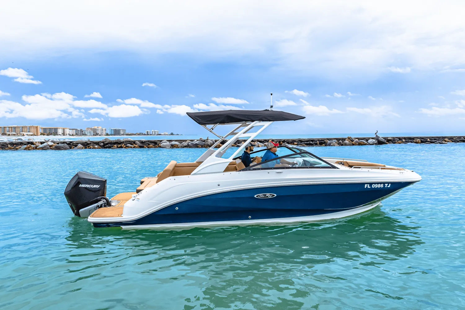 2023 Sea Ray 250 SDX Image Thumbnail #0
