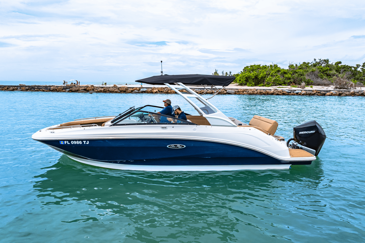 2023 Sea Ray 250 SDX Image Thumbnail #5