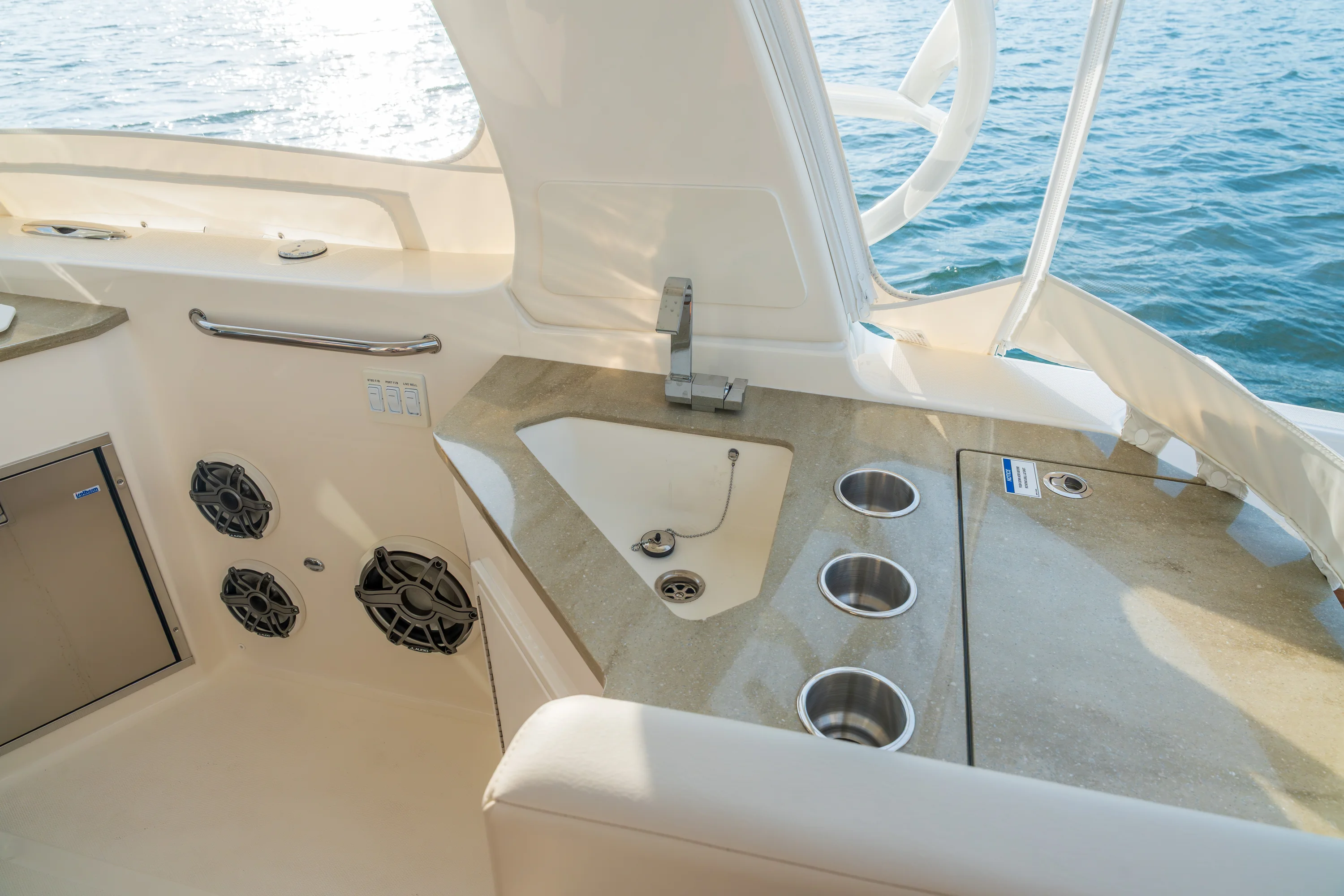 2026 Boston Whaler 350 Realm Image Thumbnail #14