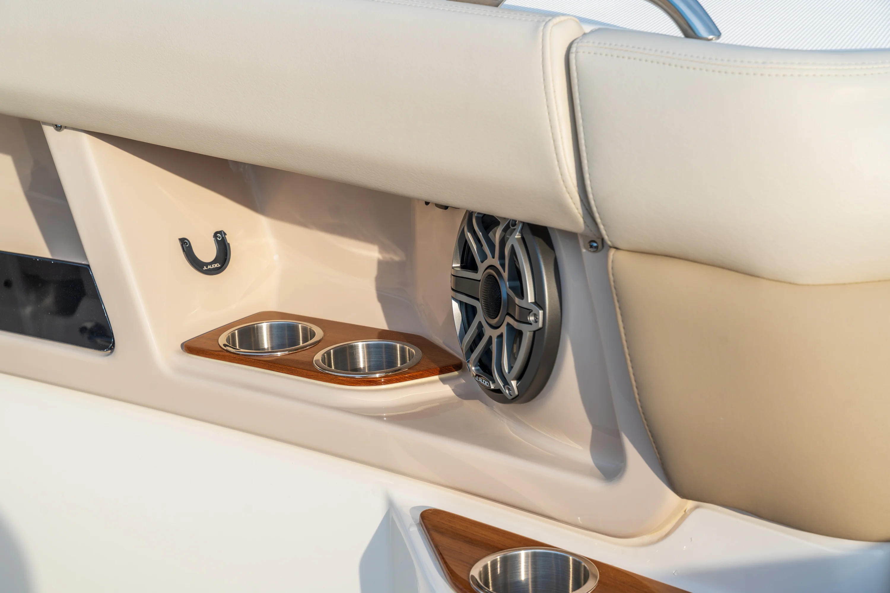 2026 Boston Whaler 350 Realm Image Thumbnail #35