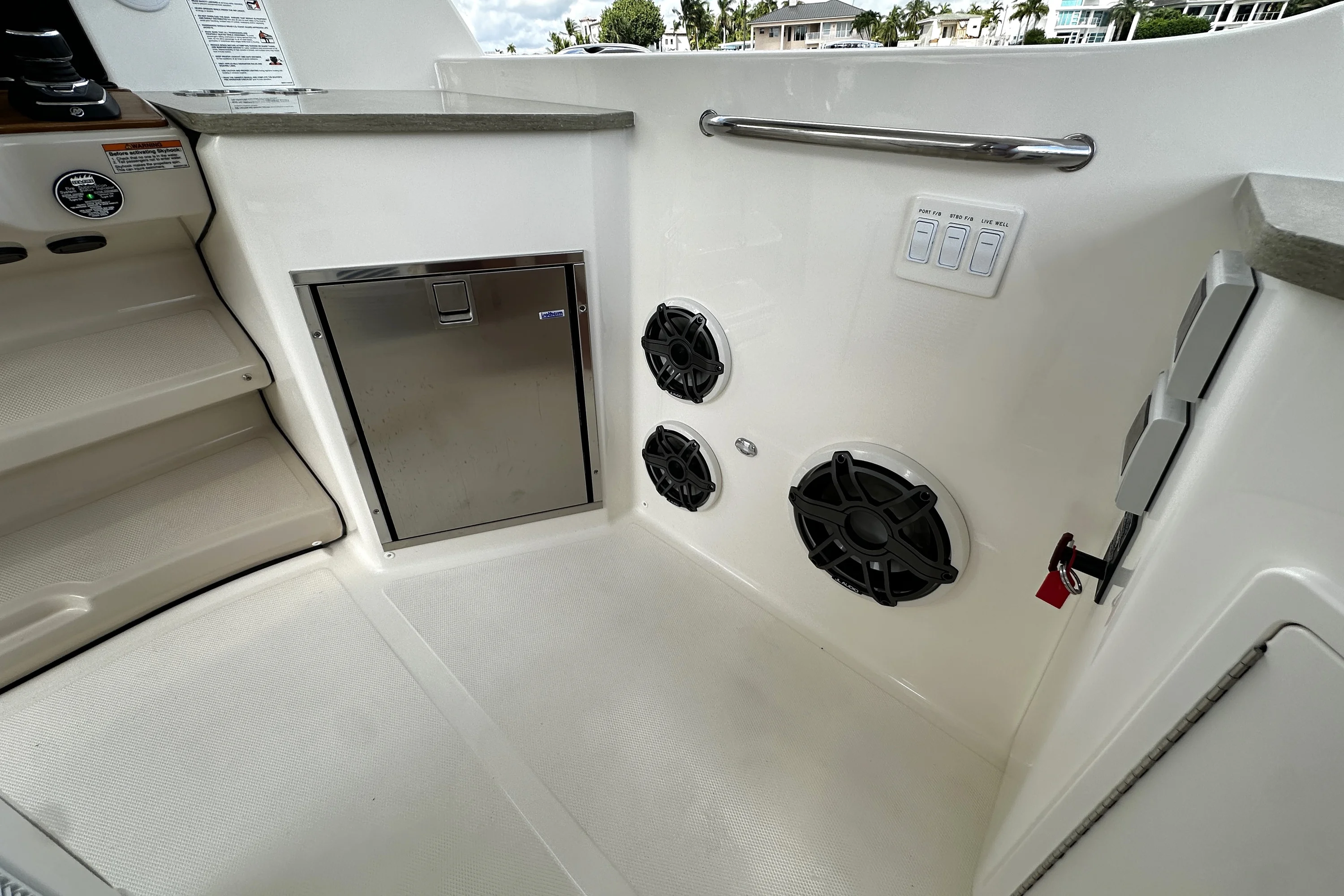 2026 Boston Whaler 350 Realm Image Thumbnail #36