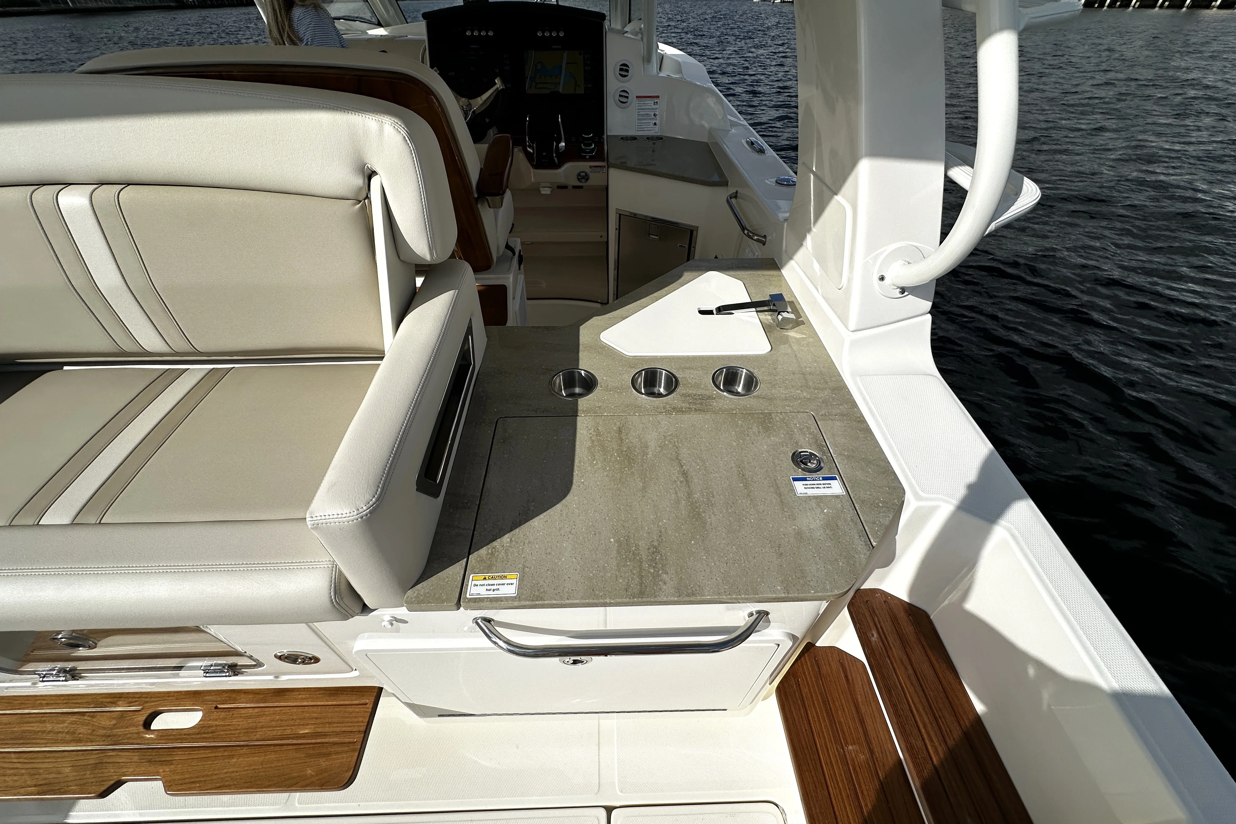 2026 Boston Whaler 350 Realm Image Thumbnail #23