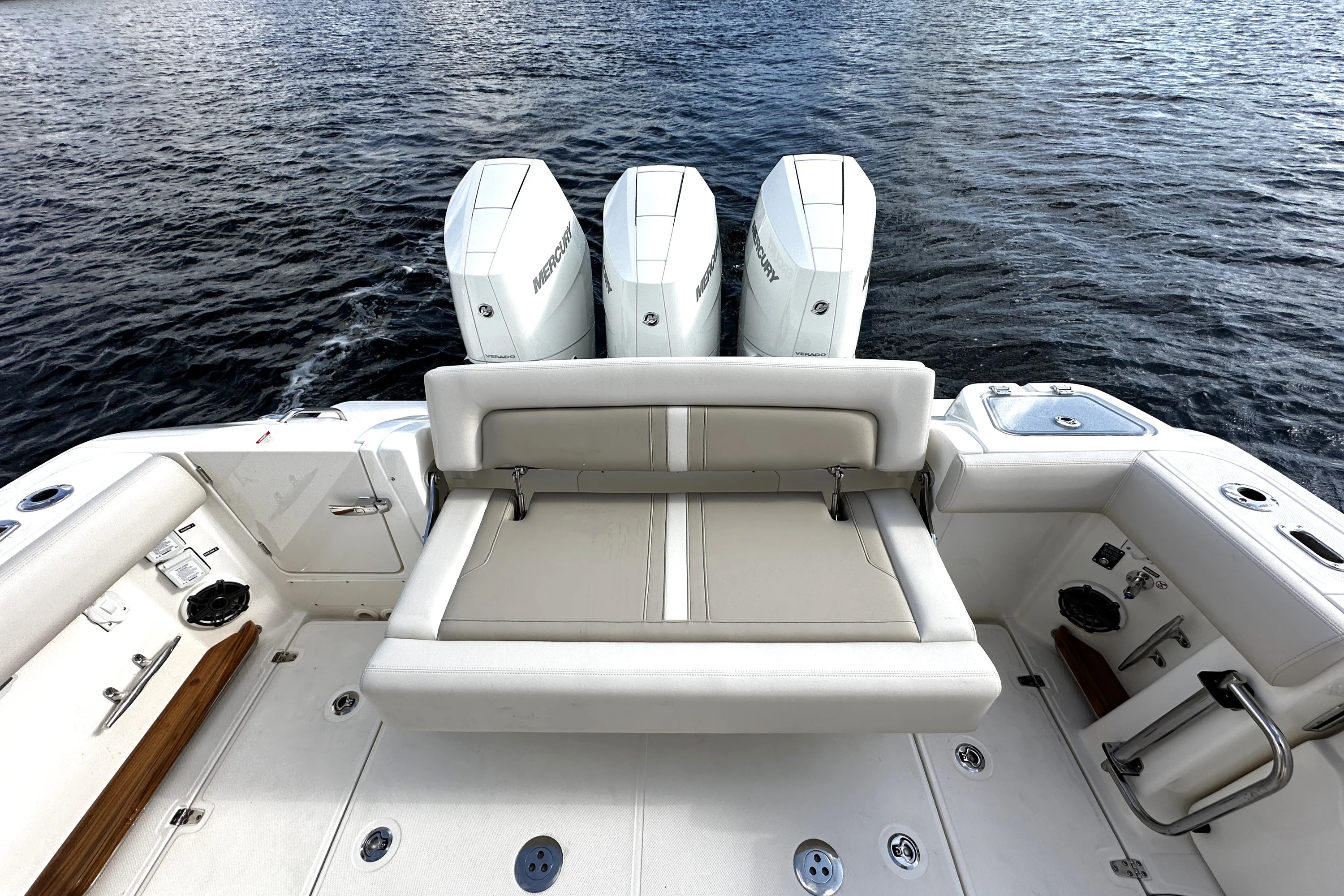 2026 Boston Whaler 350 Realm Image Thumbnail #18