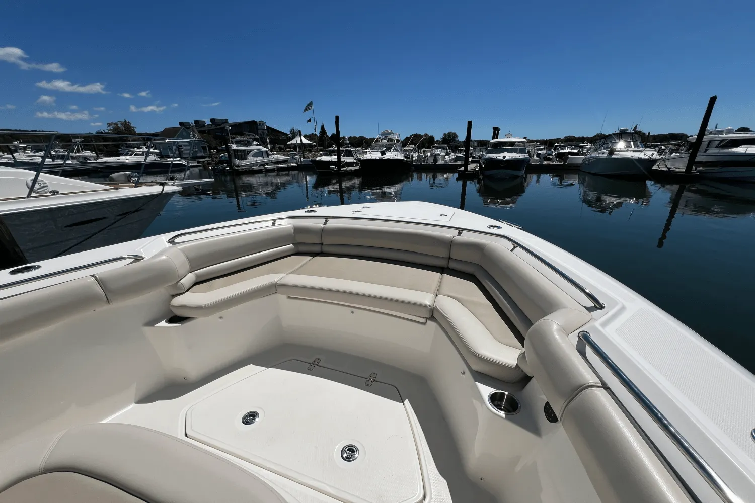 2022 Boston Whaler 330 OUTRAGE Image Thumbnail #15