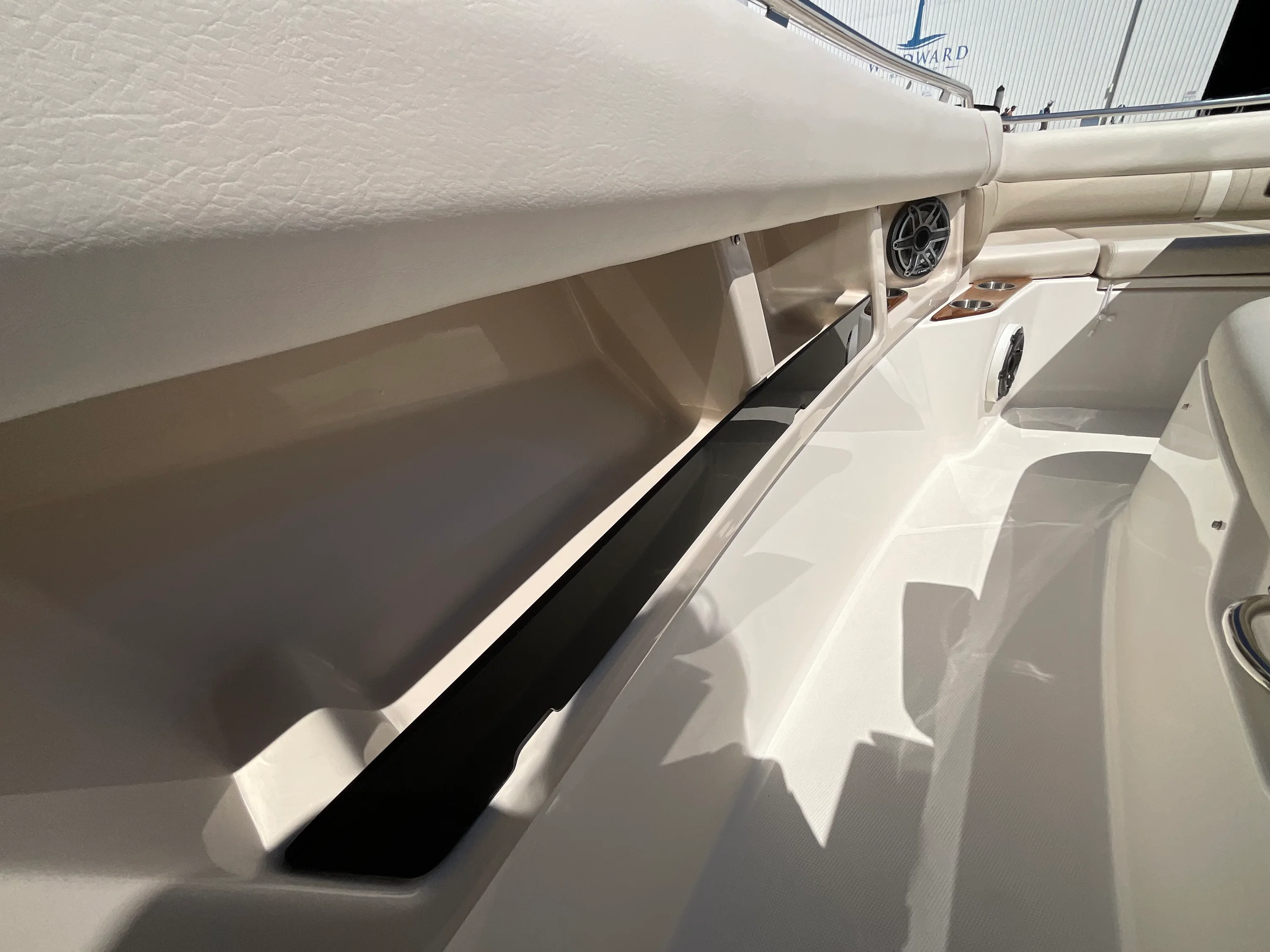 2026 Boston Whaler 350 Realm Image Thumbnail #16