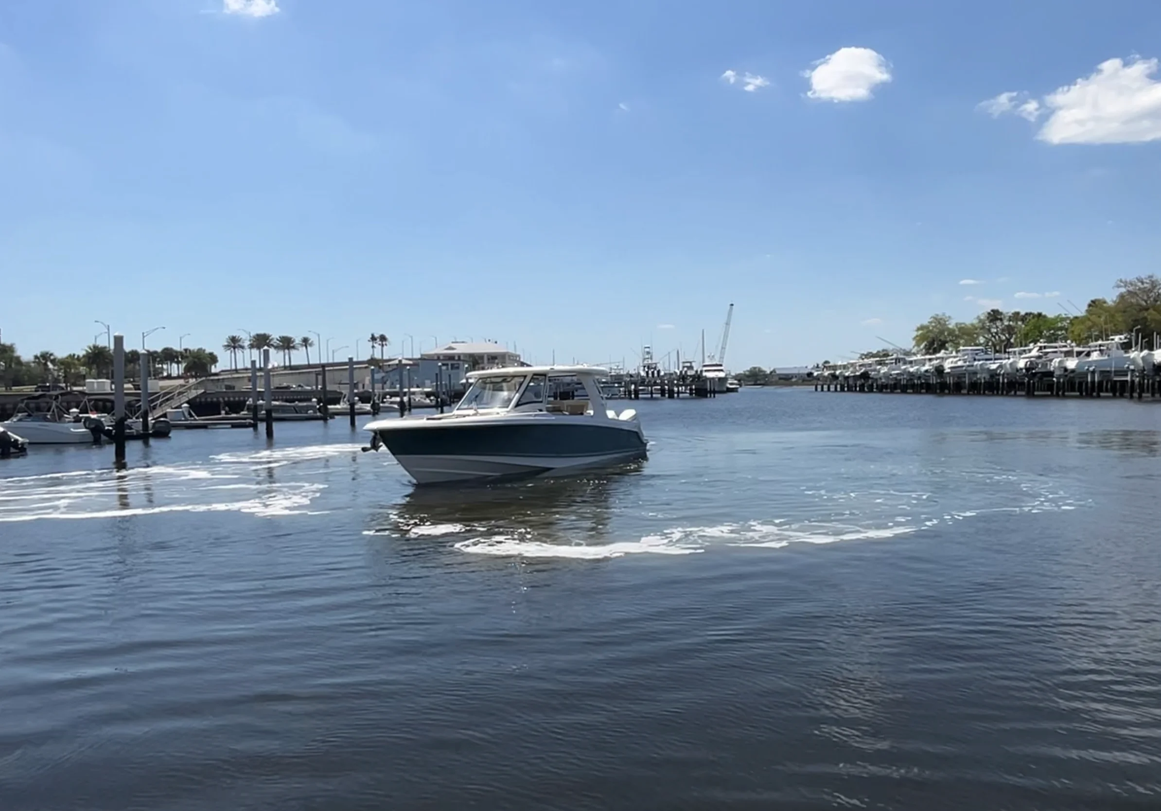 2026 Boston Whaler 350 Realm Image Thumbnail #2