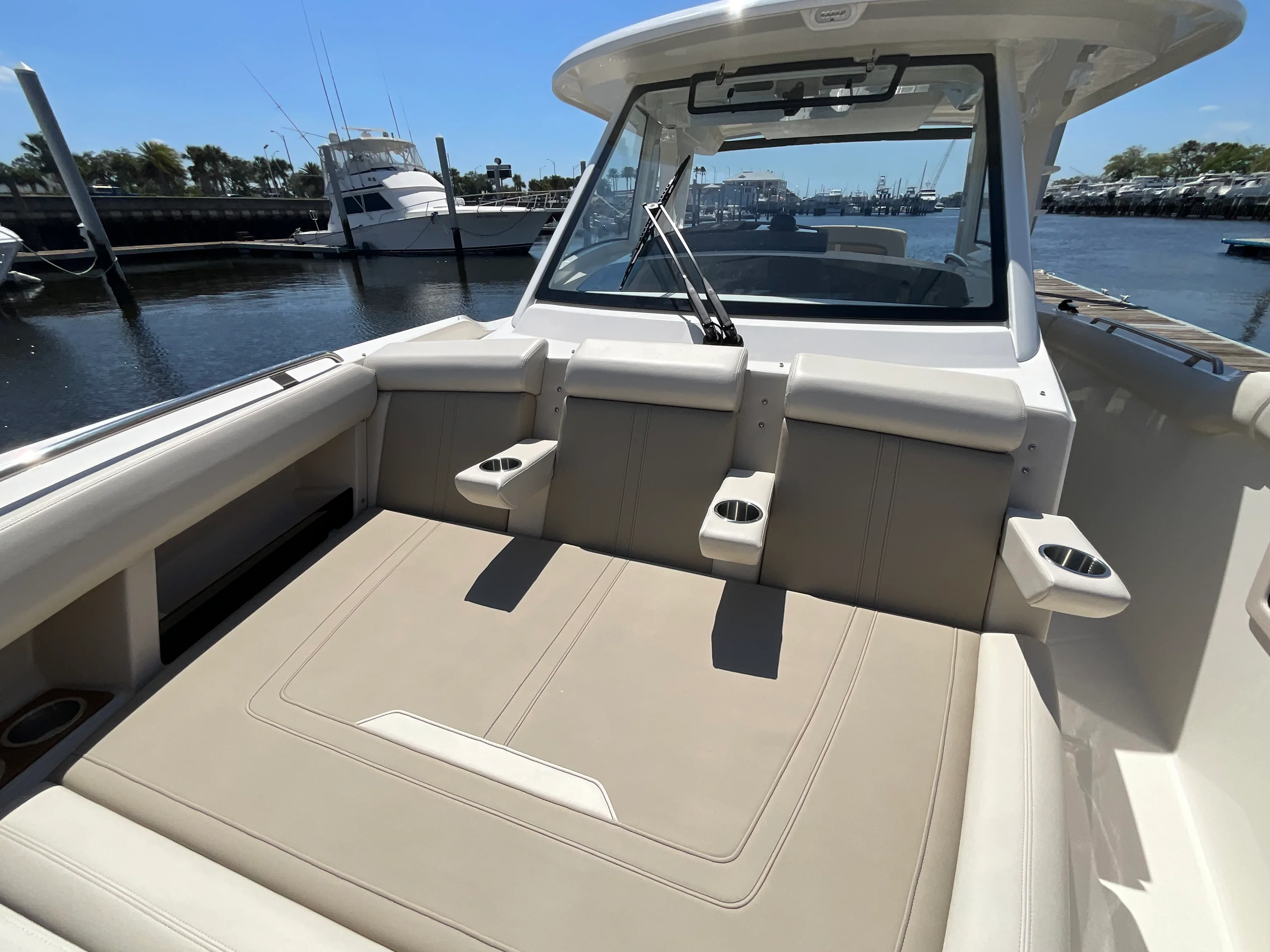 2026 Boston Whaler 350 Realm Image Thumbnail #20