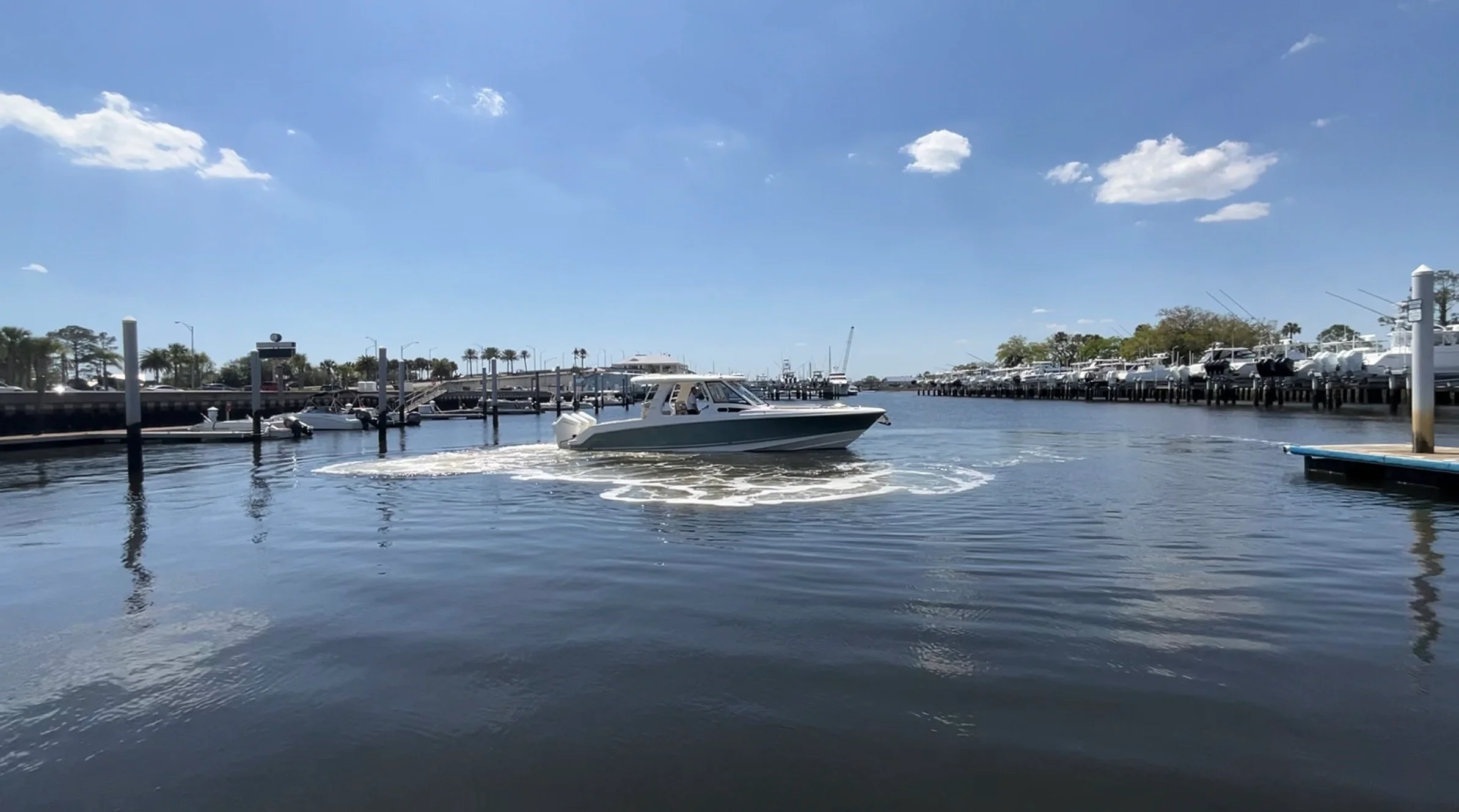 2026 Boston Whaler 350 Realm Image Thumbnail #5