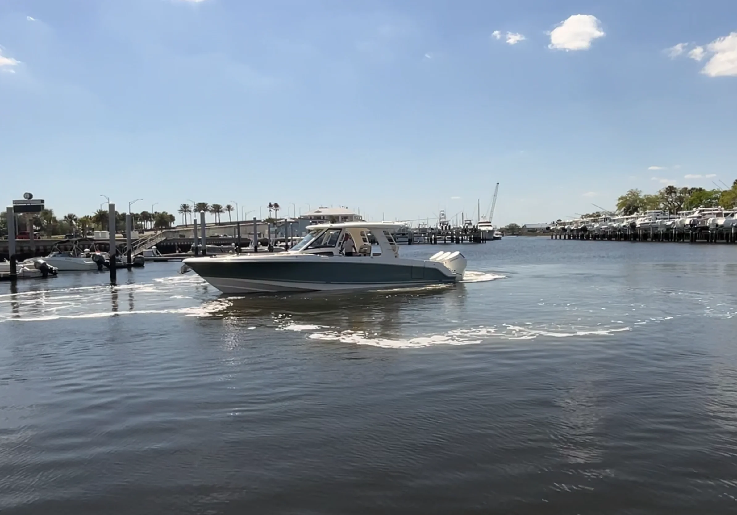 2026 Boston Whaler 350 Realm Image Thumbnail #7