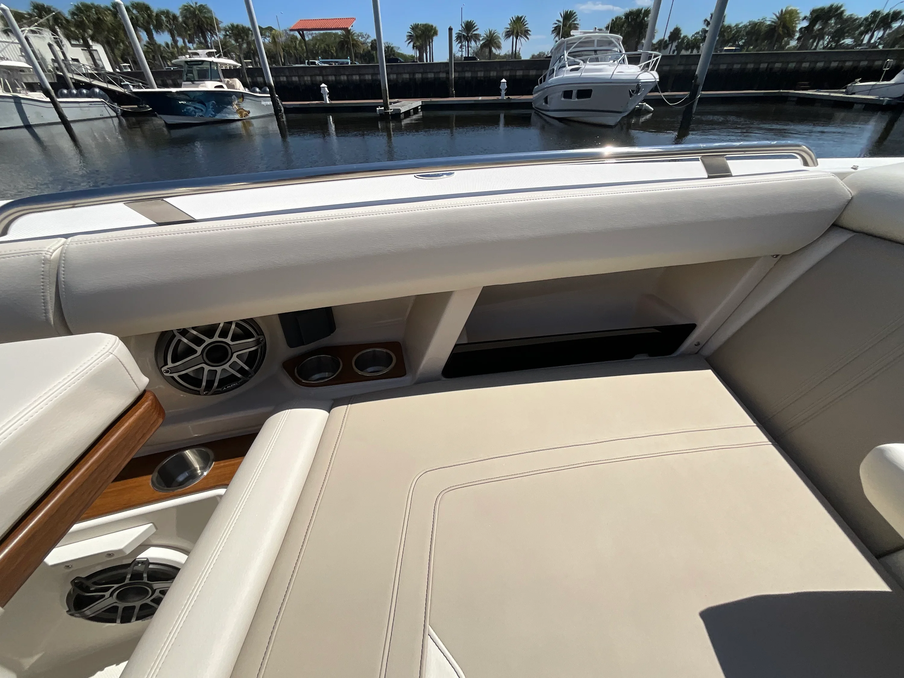 2026 Boston Whaler 350 Realm Image Thumbnail #24