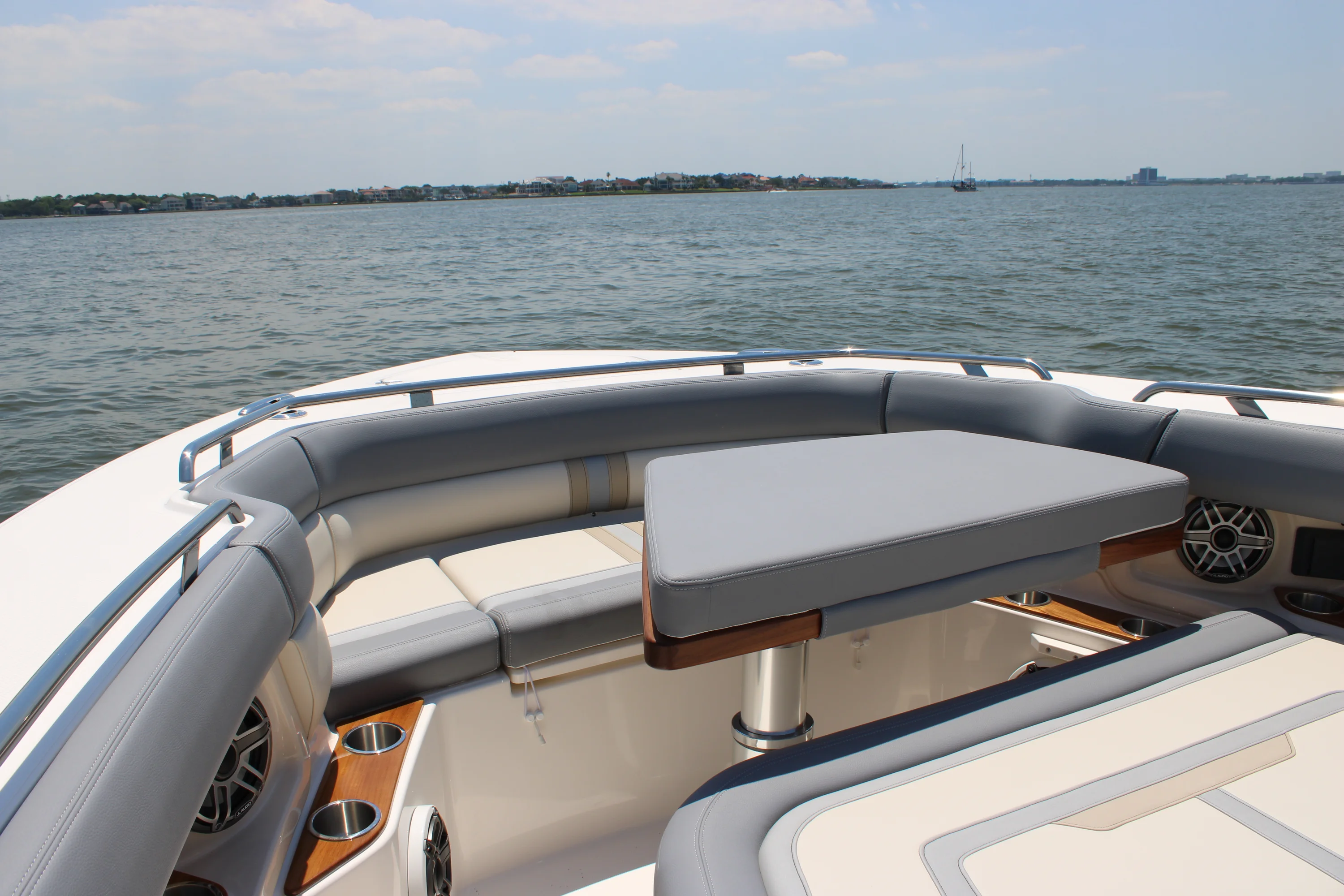 2026 Boston Whaler 350 Realm Image Thumbnail #17
