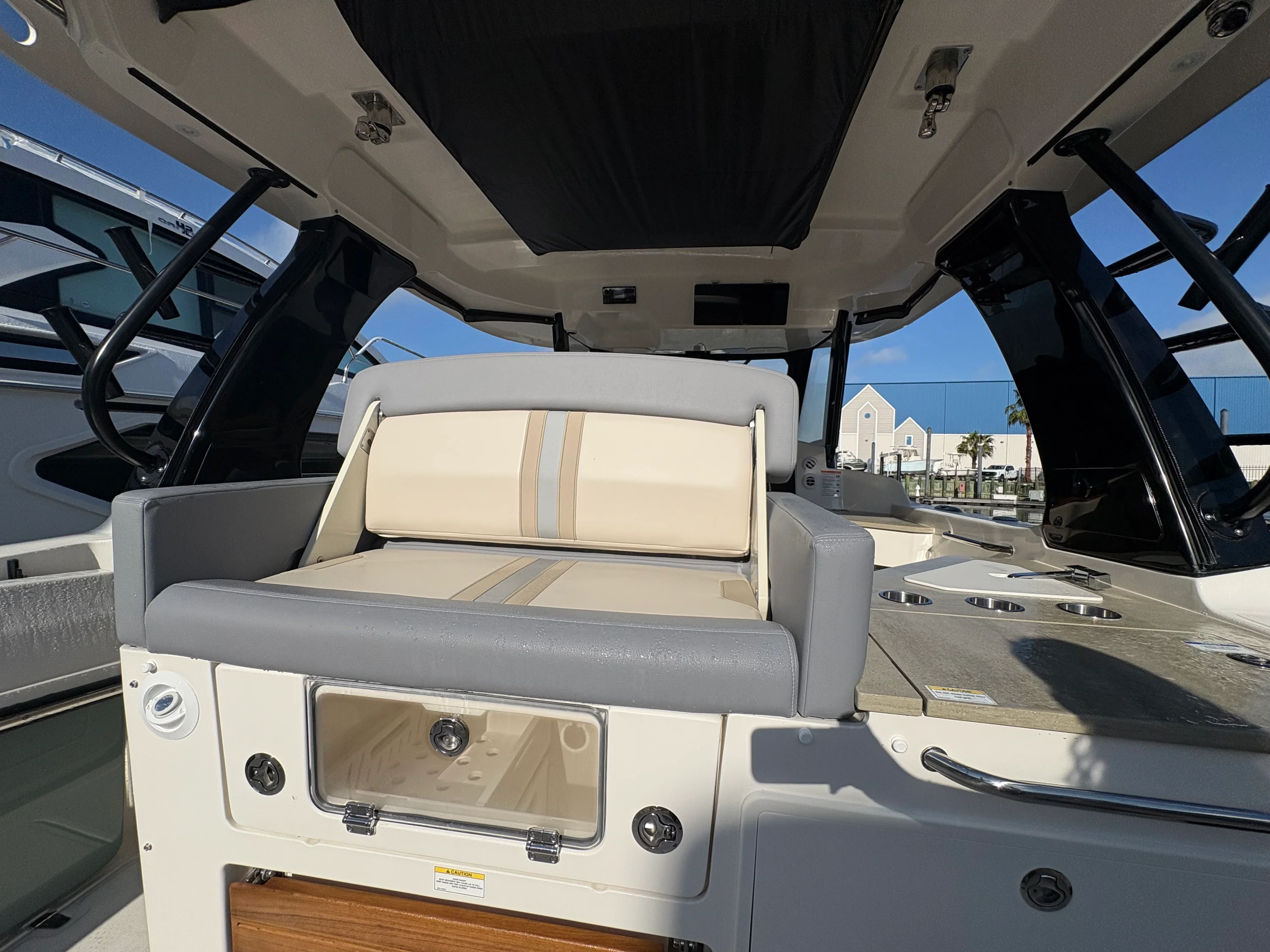 2026 Boston Whaler 350 Realm Image Thumbnail #17