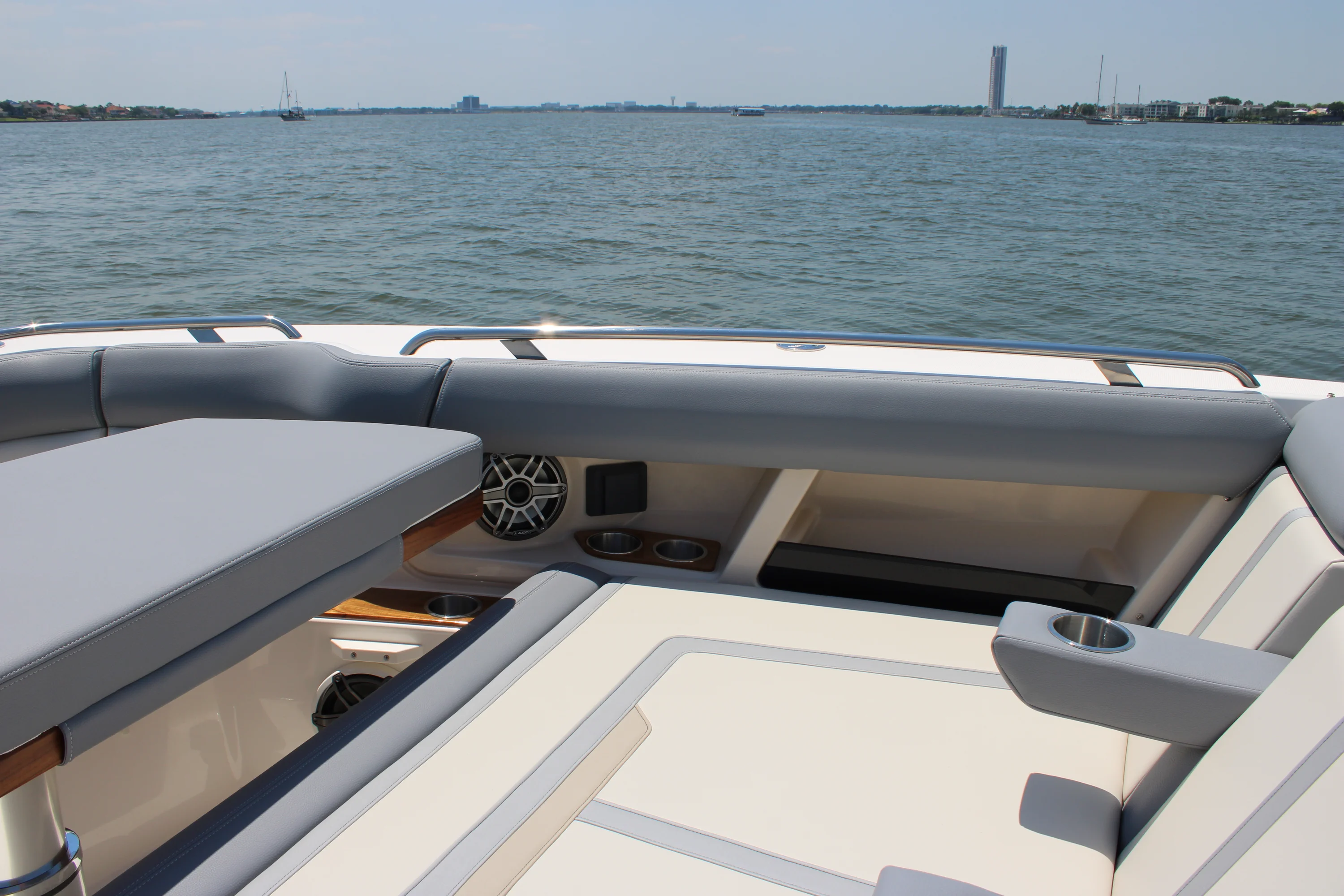 2026 Boston Whaler 350 Realm Image Thumbnail #20