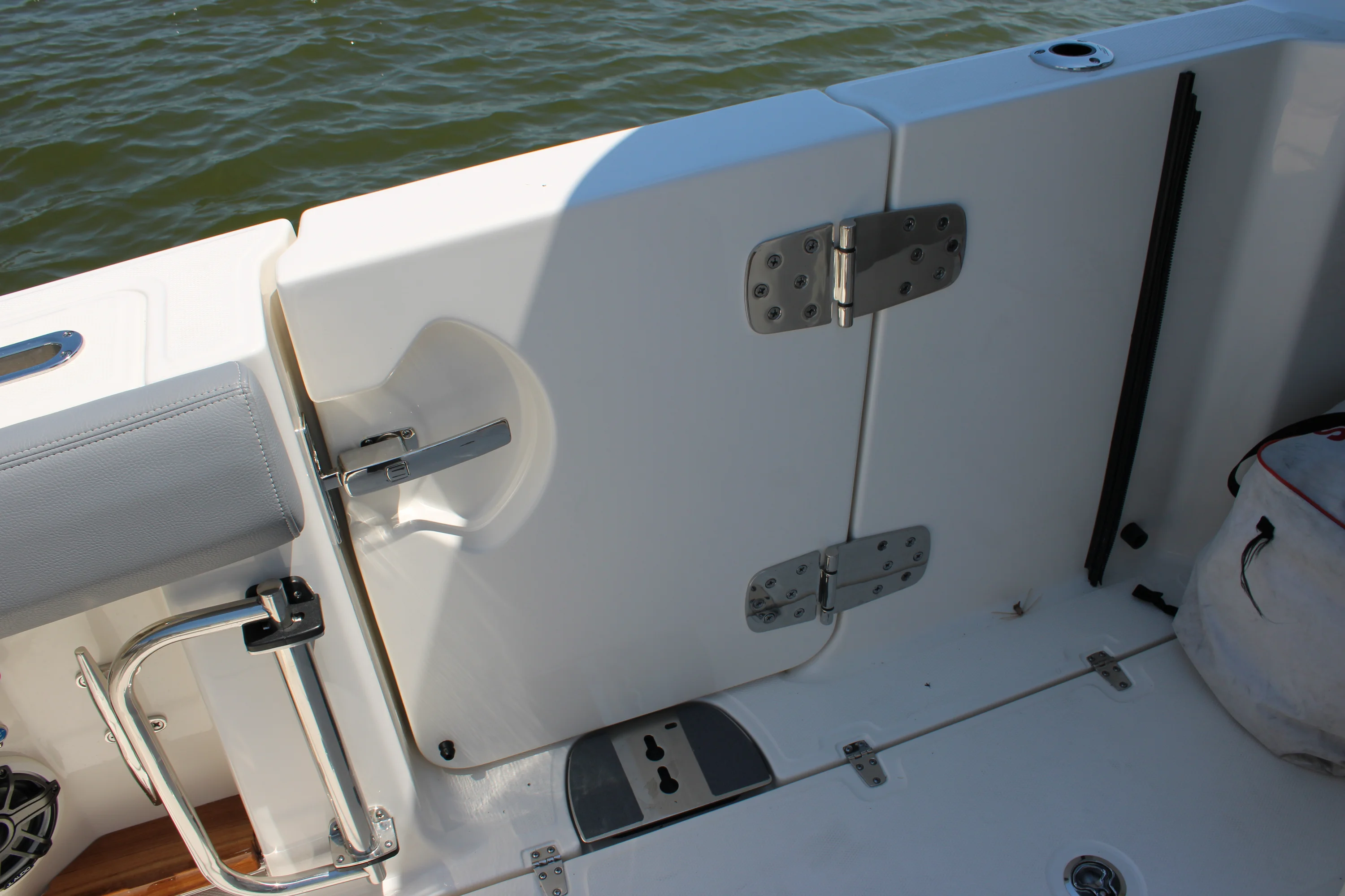 2026 Boston Whaler 350 Realm Image Thumbnail #64
