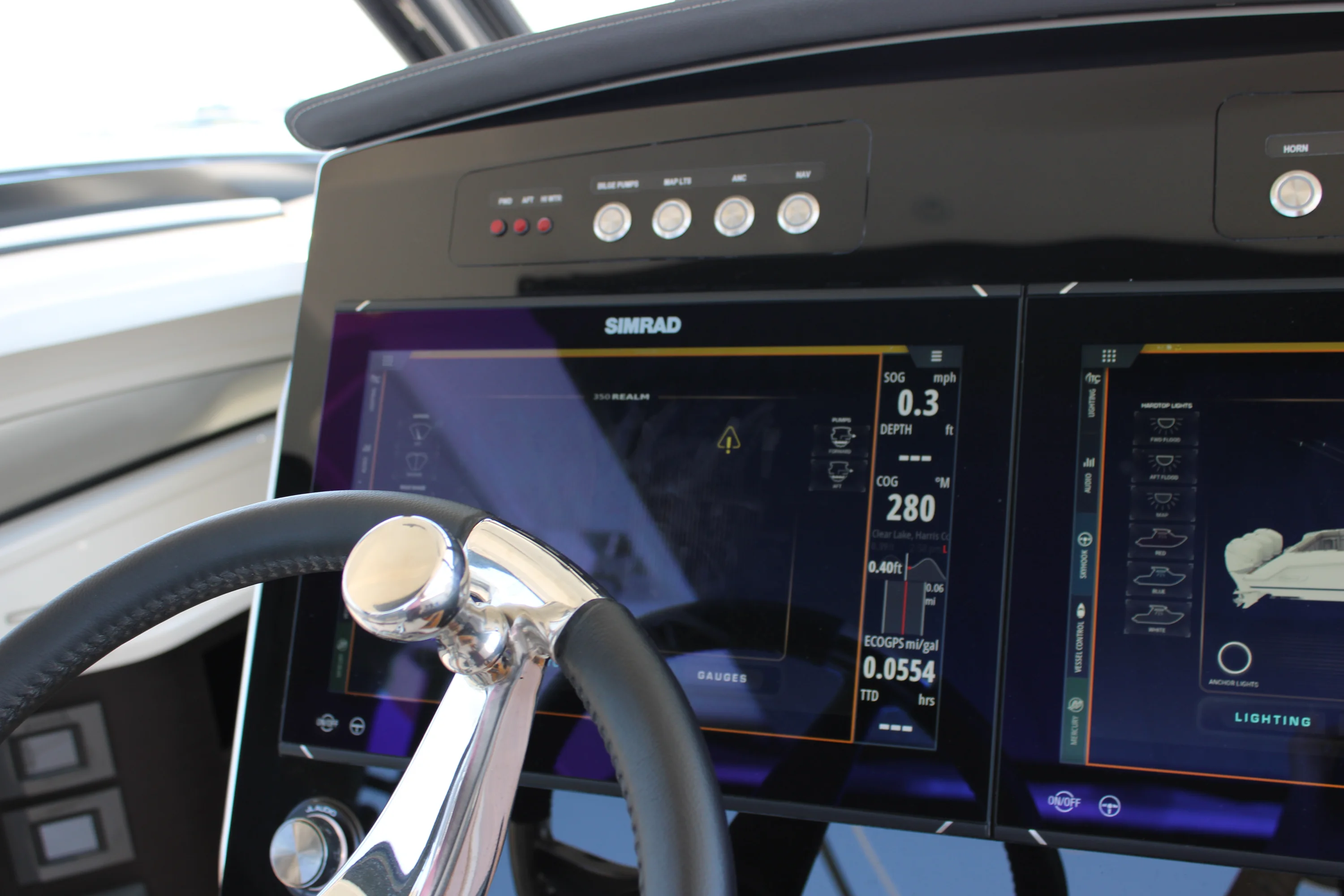 2026 Boston Whaler 350 Realm Image Thumbnail #47