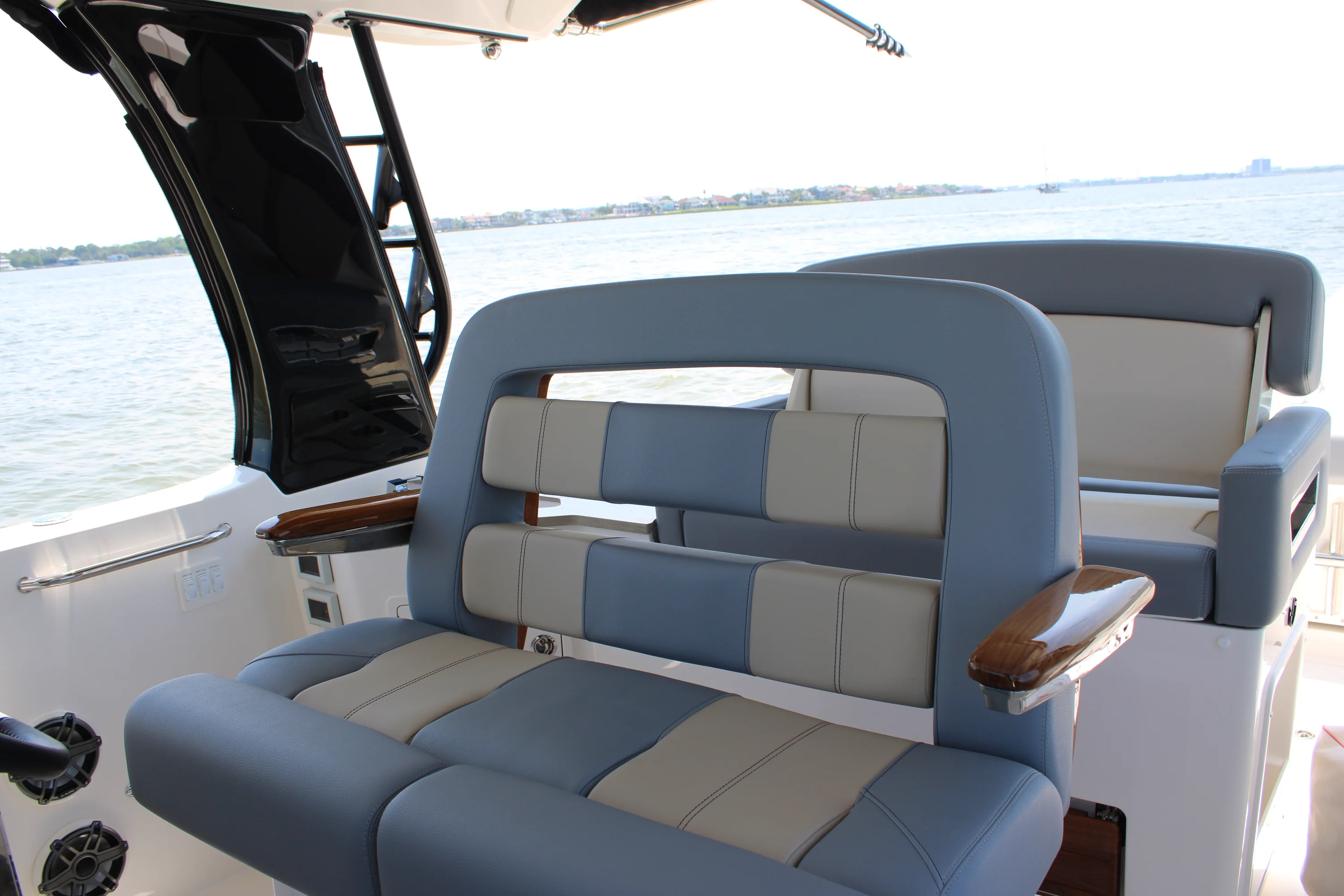 2026 Boston Whaler 350 Realm Image Thumbnail #83