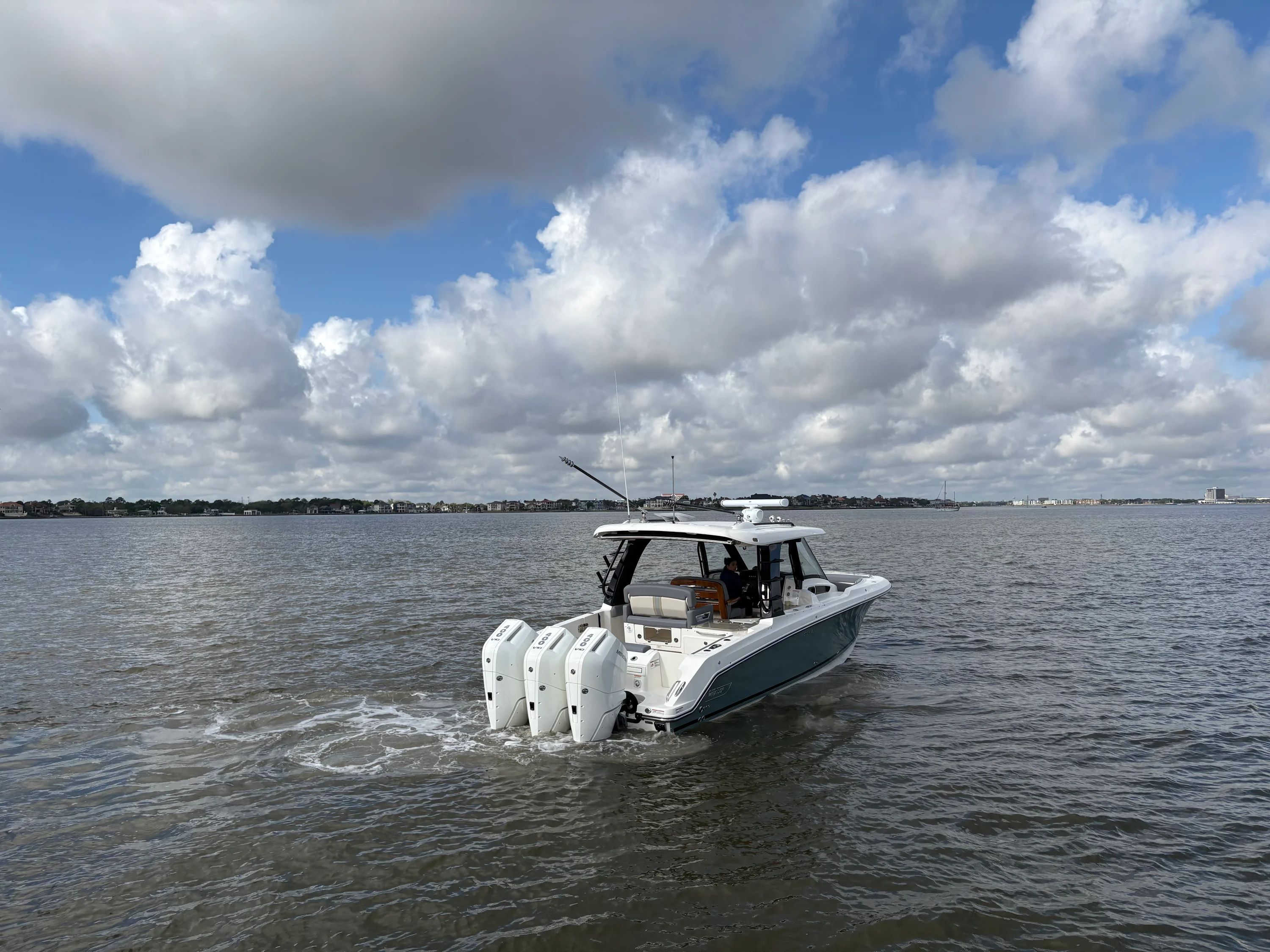 2026 Boston Whaler 350 Realm Image Thumbnail #3