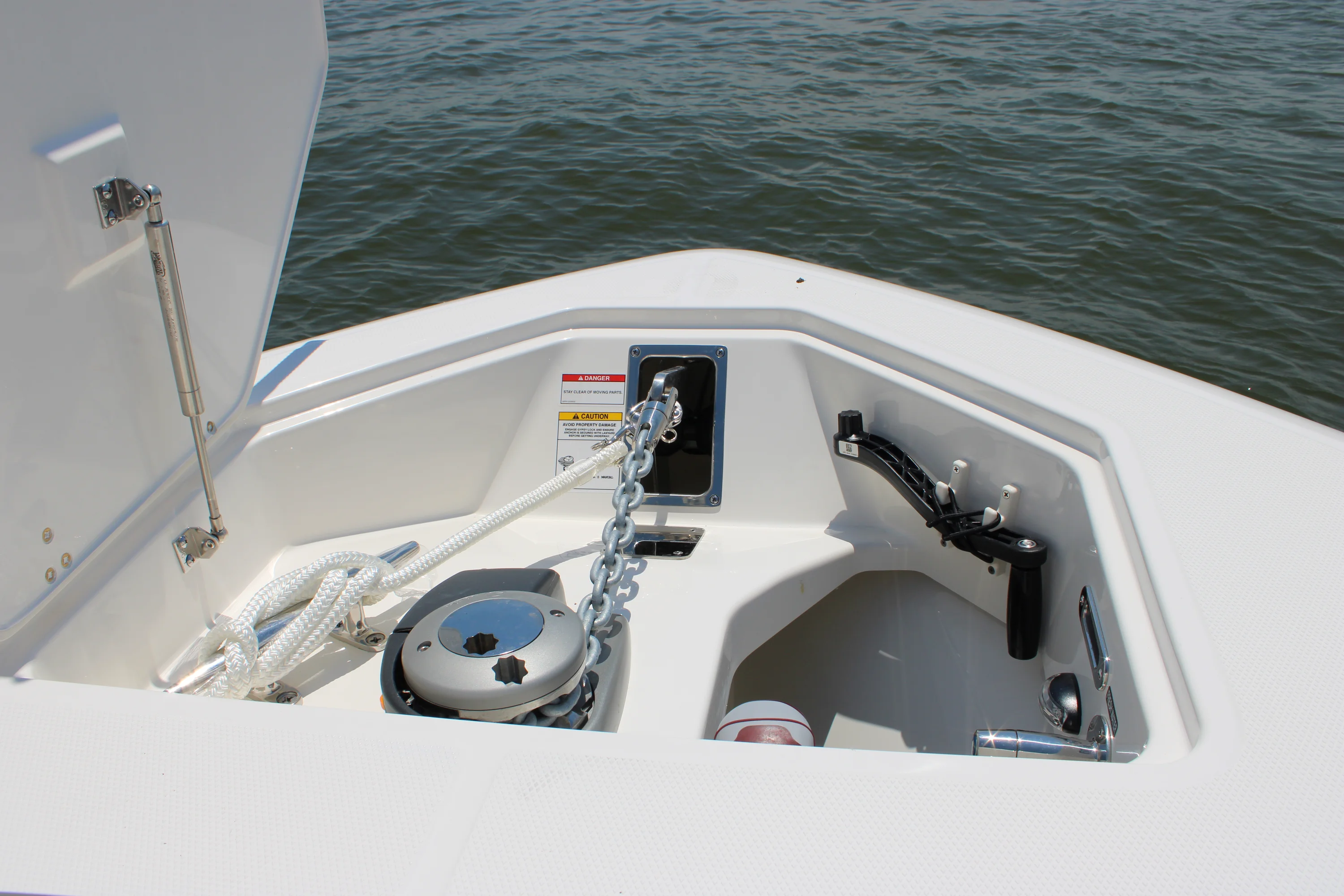 2026 Boston Whaler 350 Realm Image Thumbnail #18