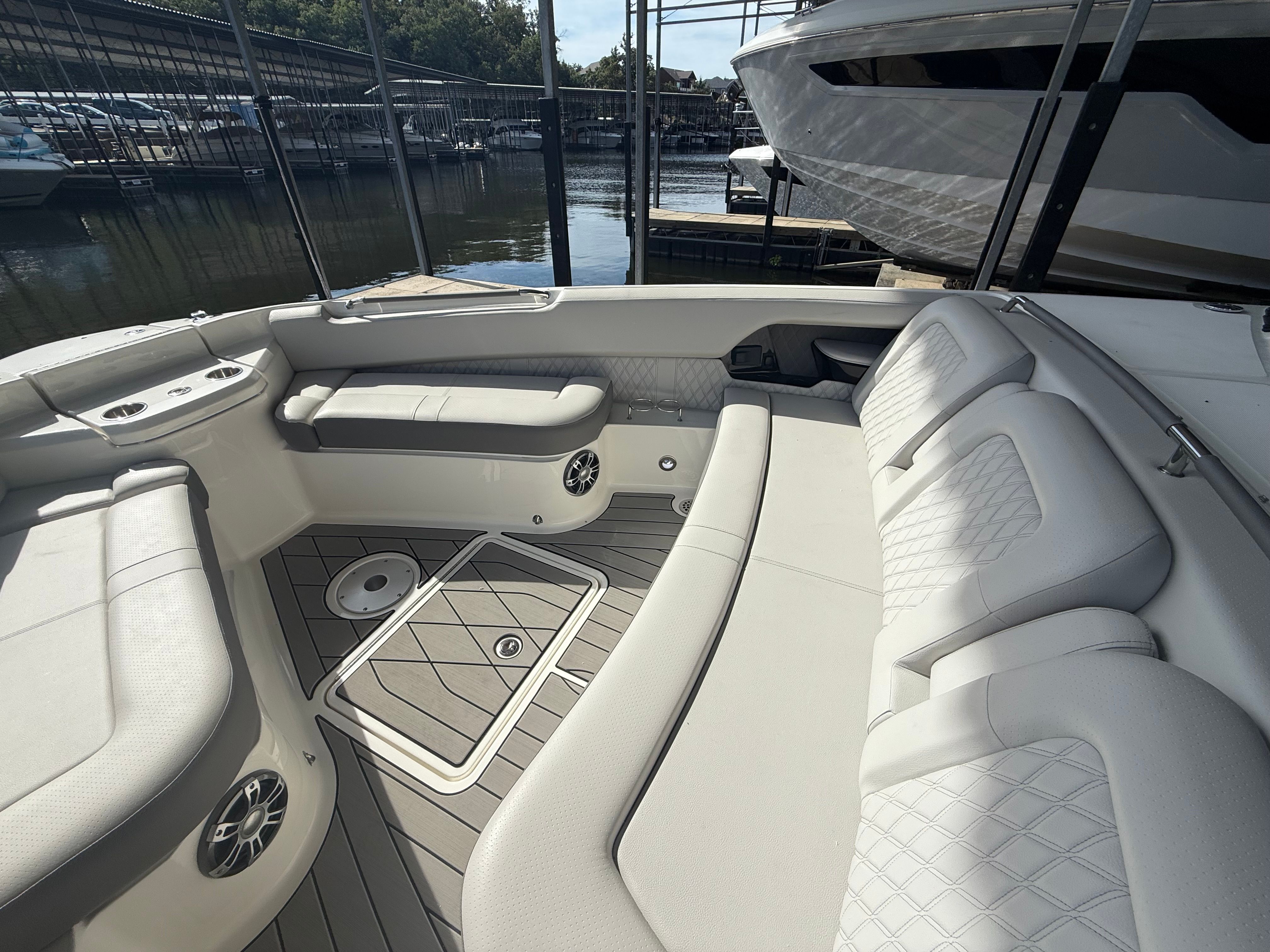 2026 Sea Ray SLX 400 Image Thumbnail #21