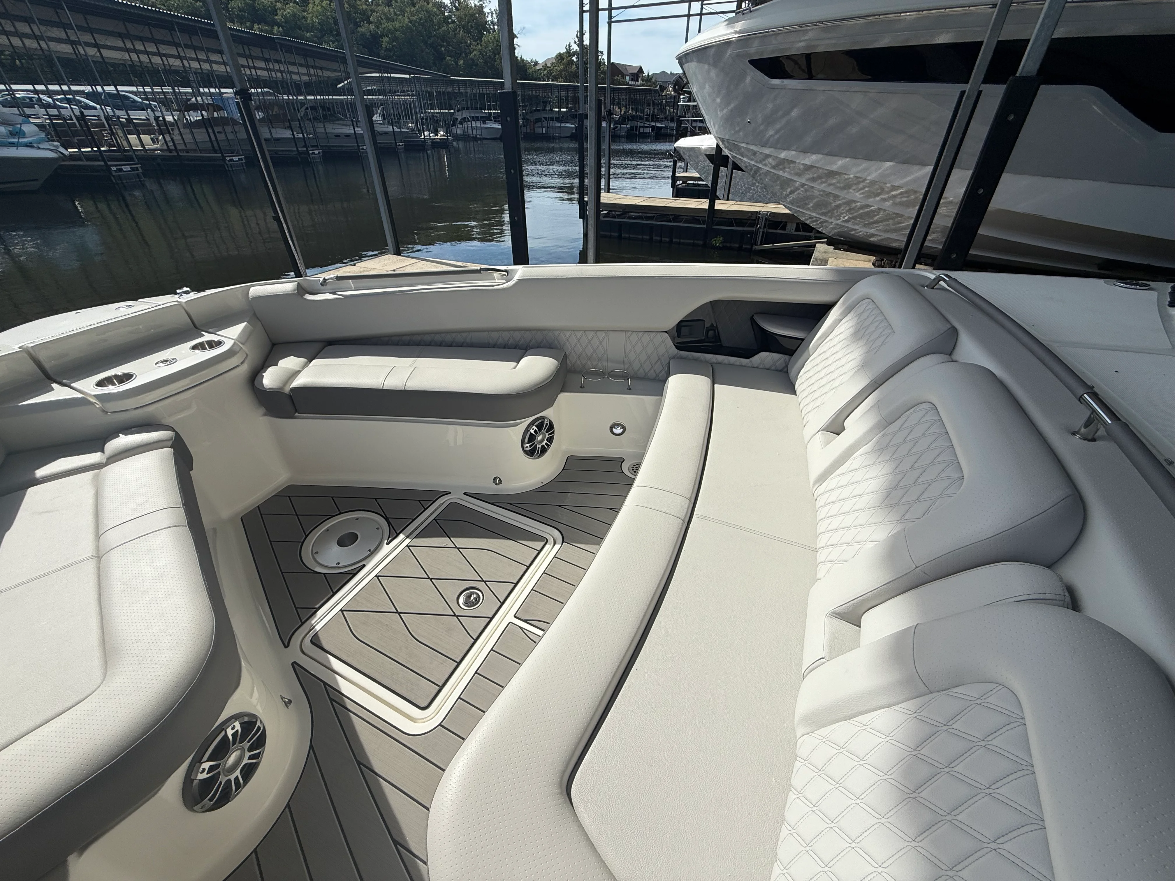 2026 Sea Ray SLX 400 Image Thumbnail #21