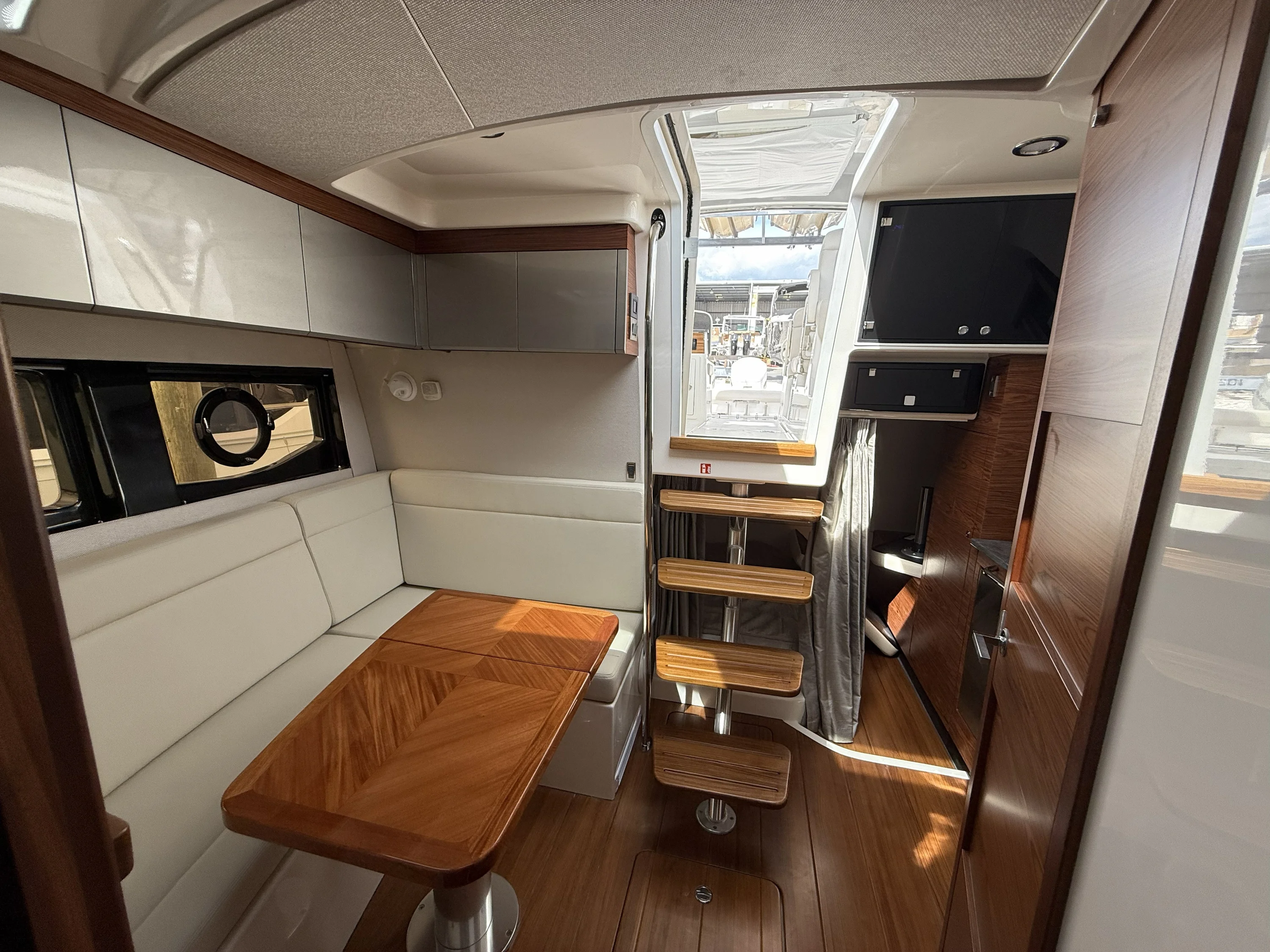 2026 Boston Whaler 405 Conquest Image Thumbnail #14