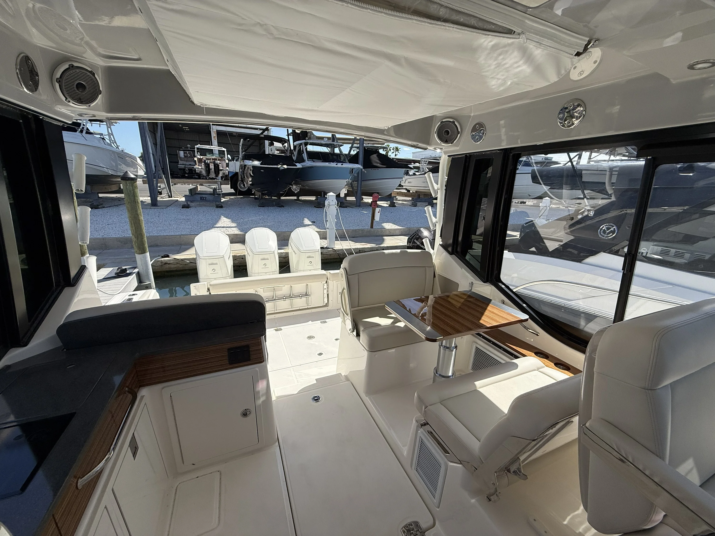2026 Boston Whaler 405 Conquest Image Thumbnail #15