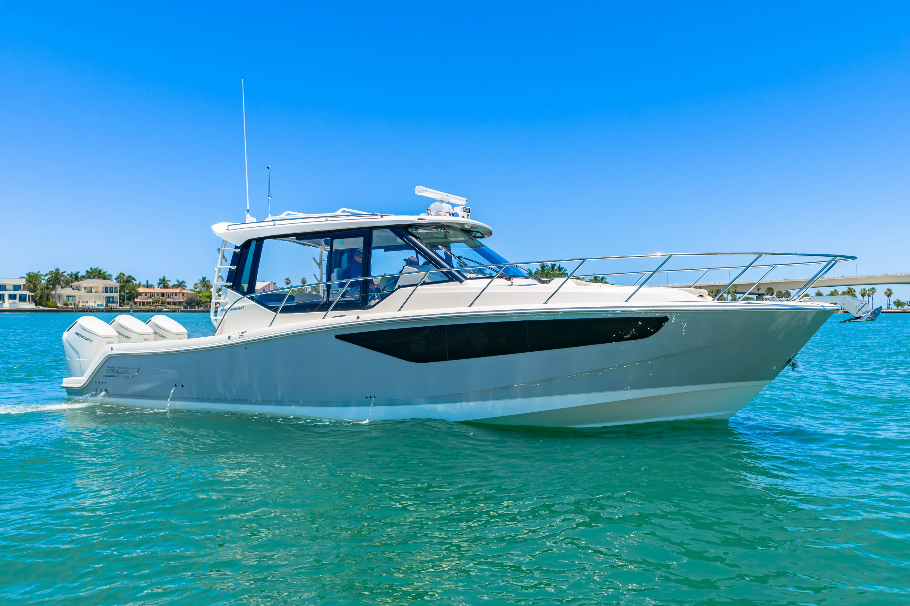 2026 Boston Whaler 405 Conquest Image Thumbnail #17