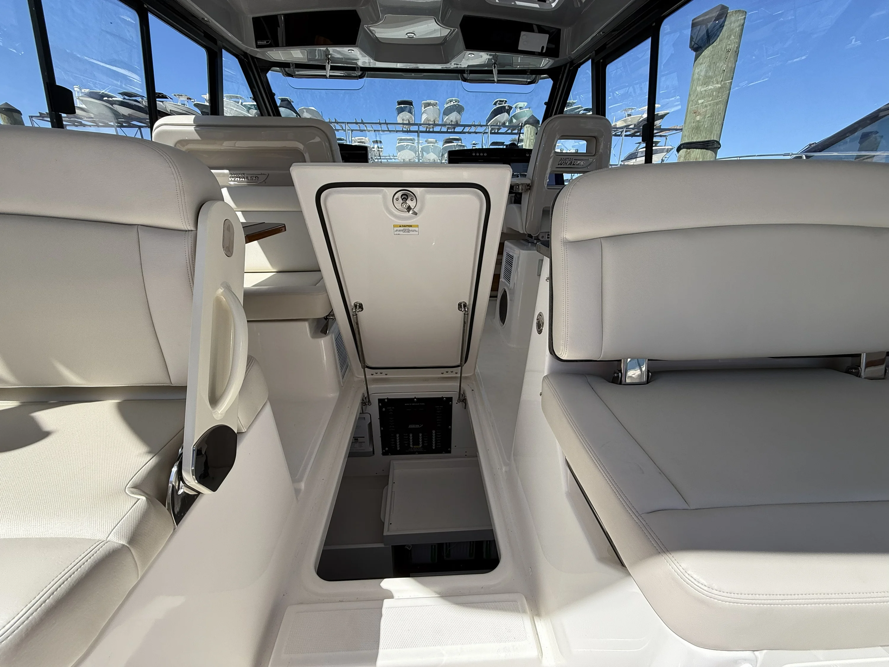 2026 Boston Whaler 405 Conquest Image Thumbnail #19