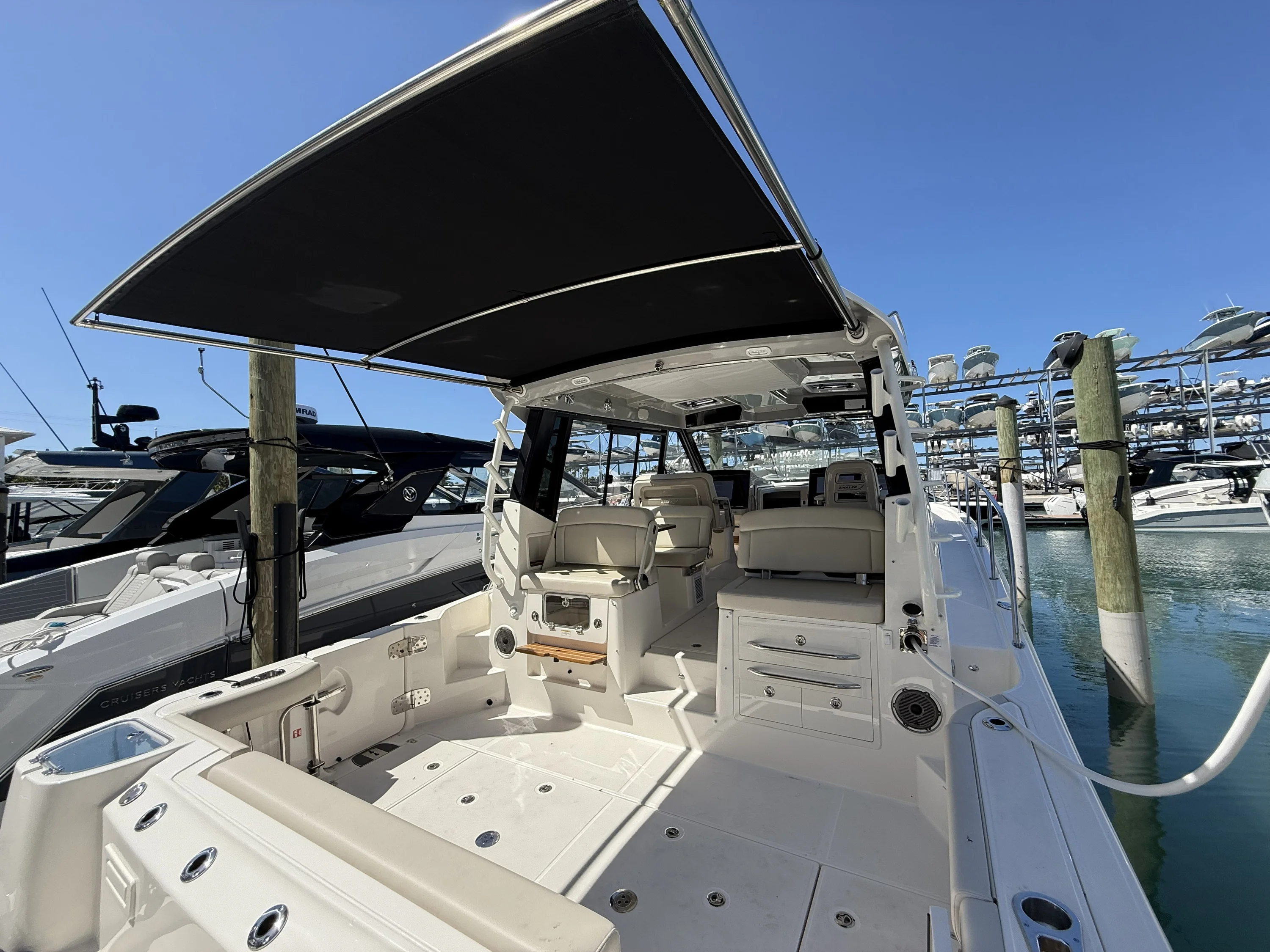 2026 Boston Whaler 405 Conquest Image Thumbnail #26