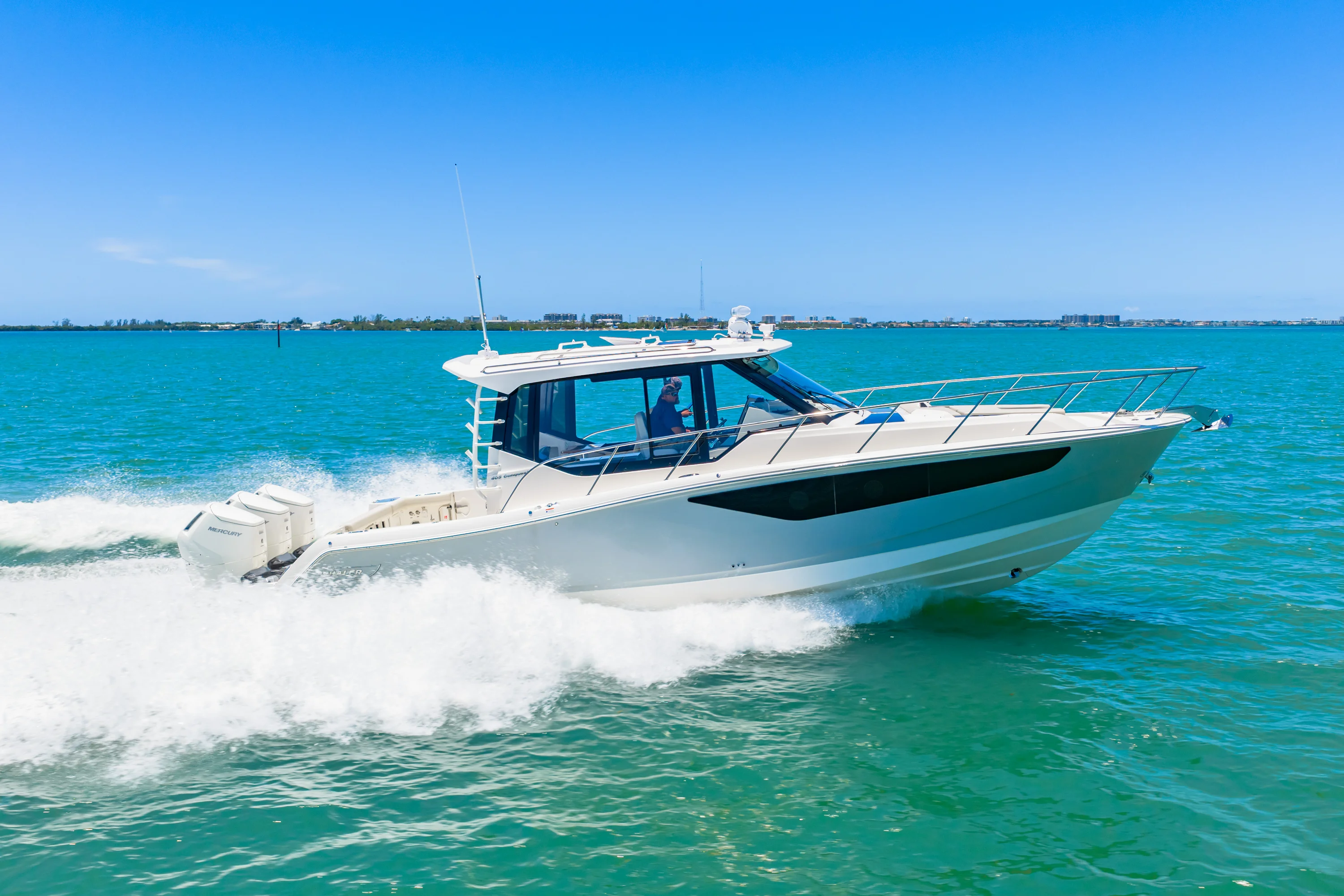 2026 Boston Whaler 405 Conquest Image Thumbnail #24