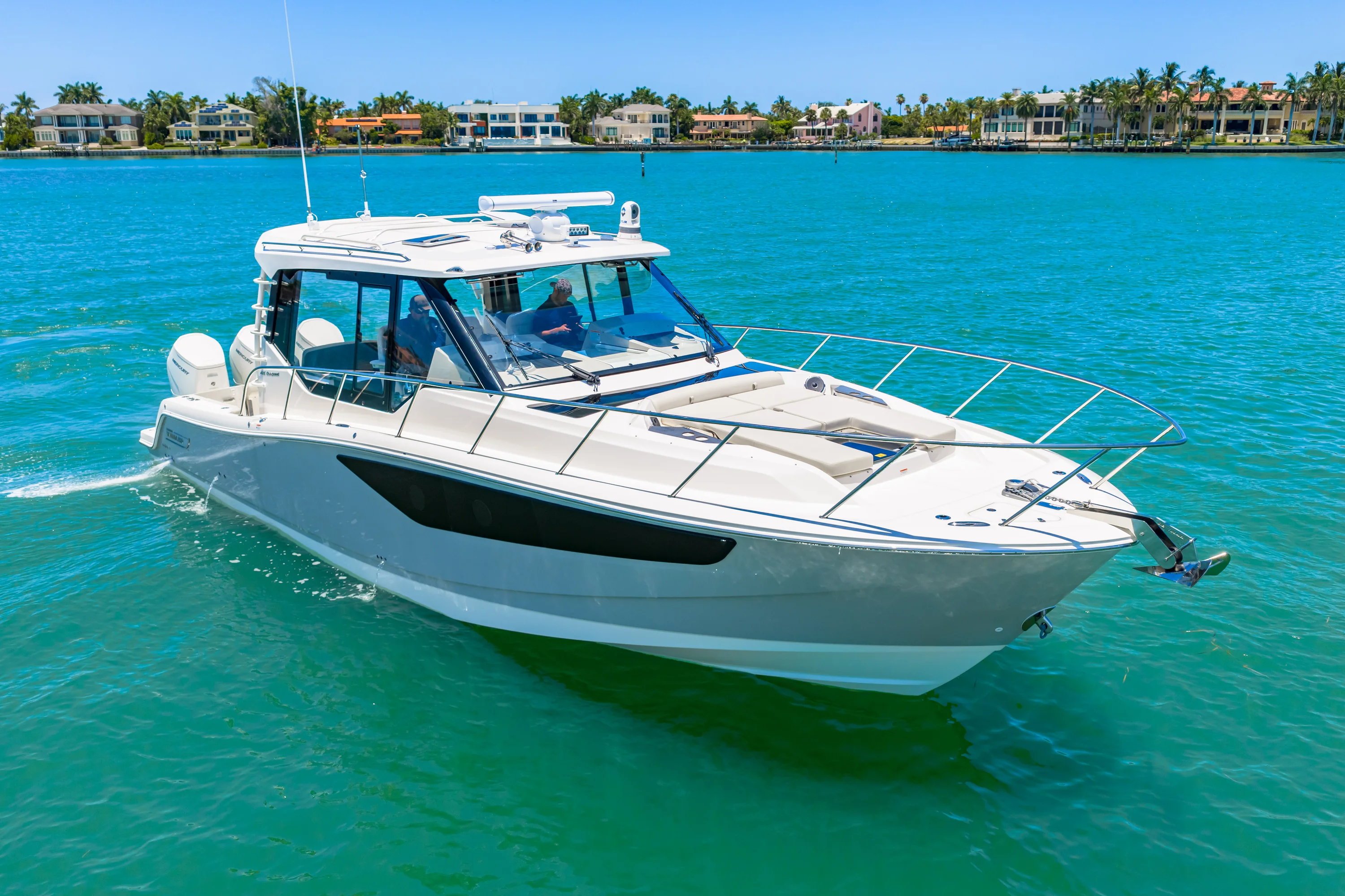 2026 Boston Whaler 405 Conquest Image Thumbnail #19