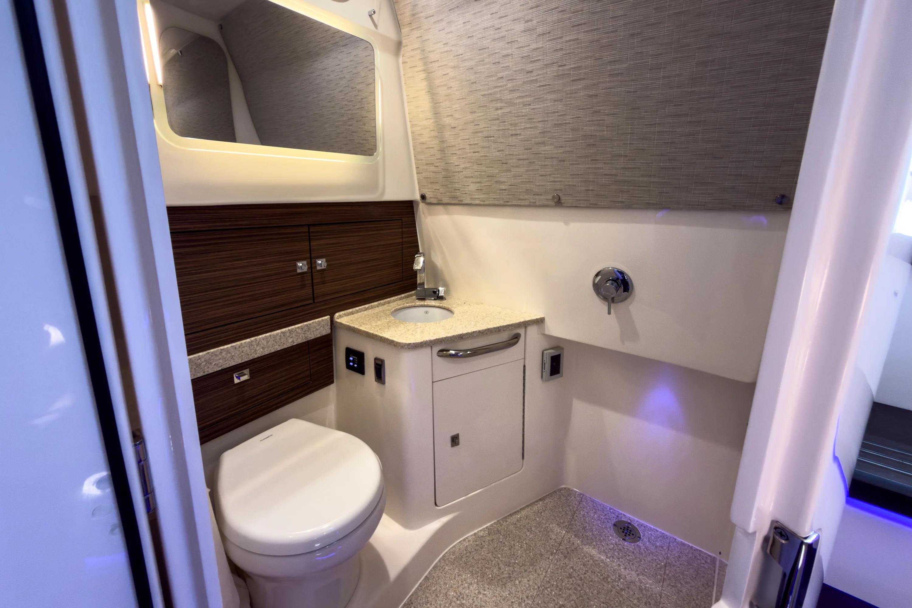 2026 Boston Whaler 420 Outrage Image Thumbnail #24